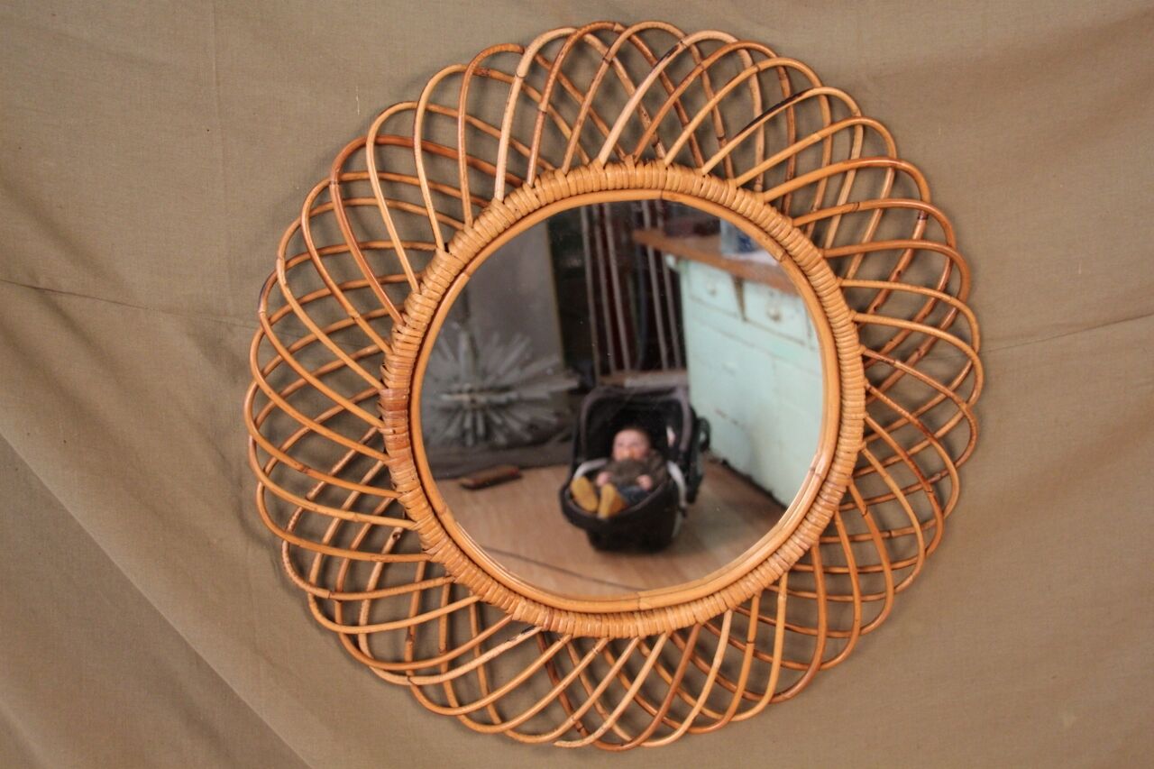 Rattan mirror 68cm