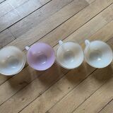 4 vintage harlequin cups in Arcopal 250908