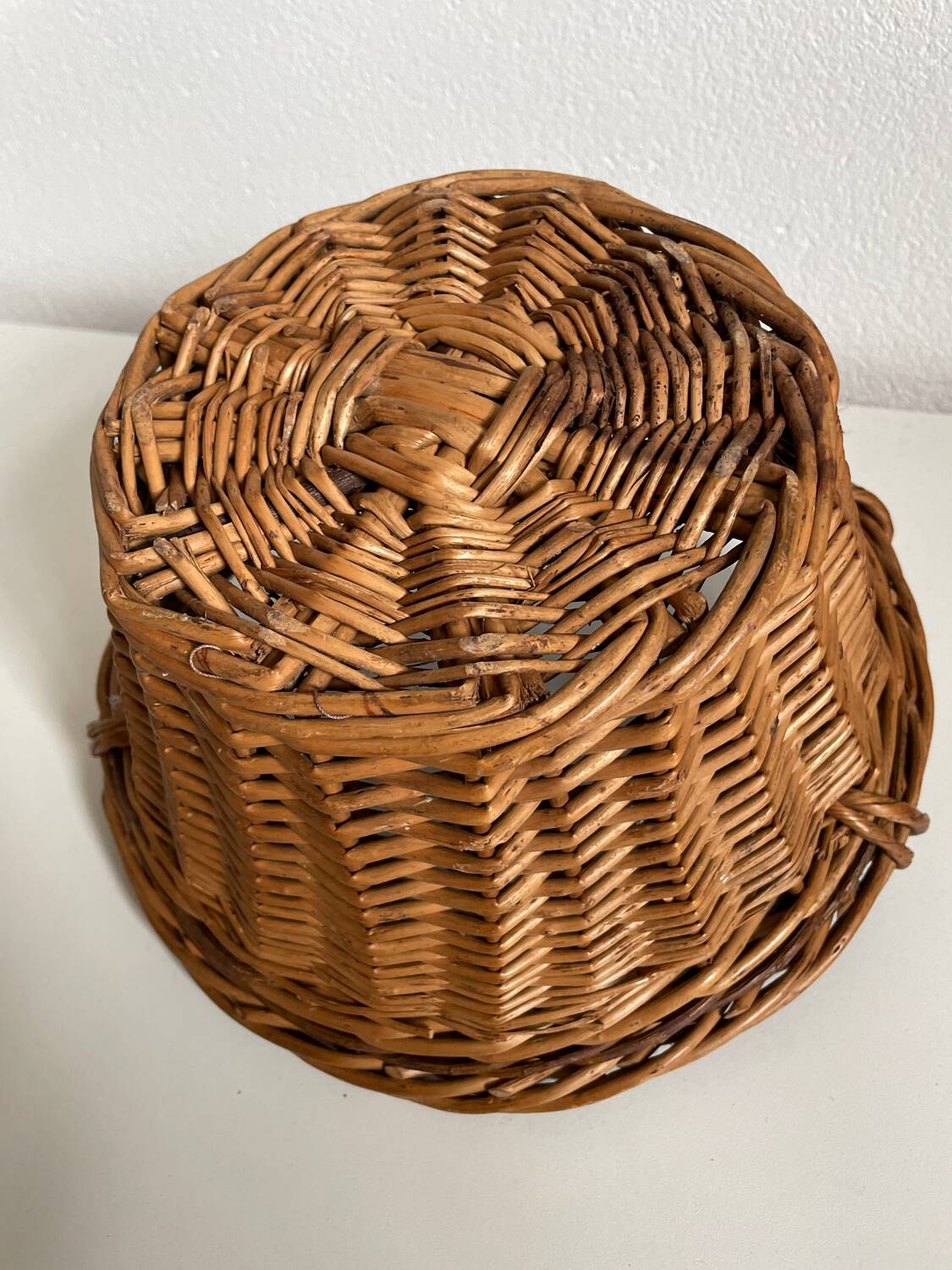 Corbeille osier ancienne