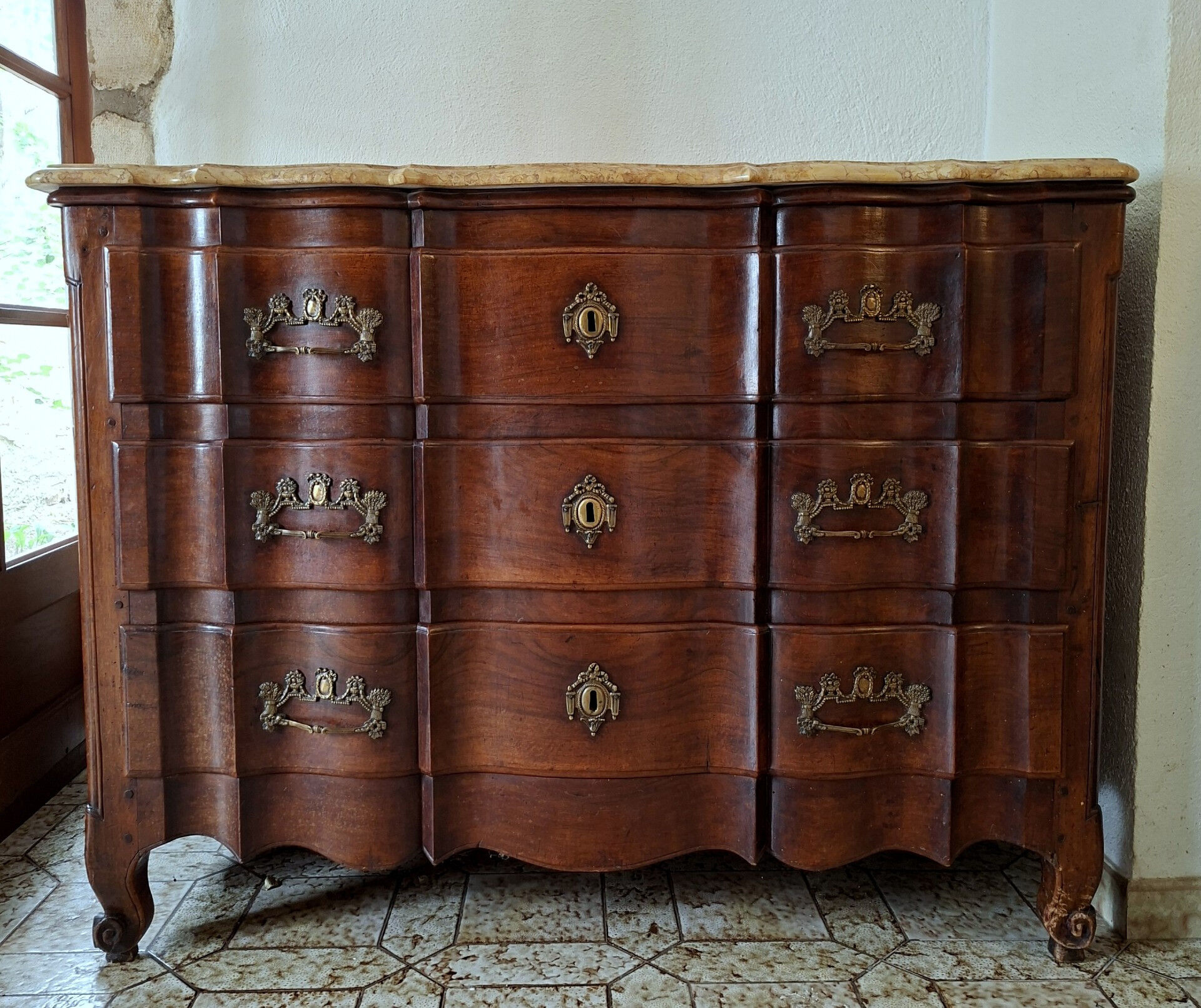 Bordeaux Crossbow Commode in Solid Mahogany, Louis XV Period