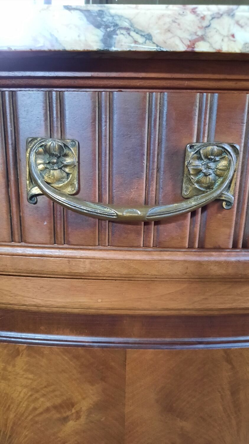 Buffet art nouveau