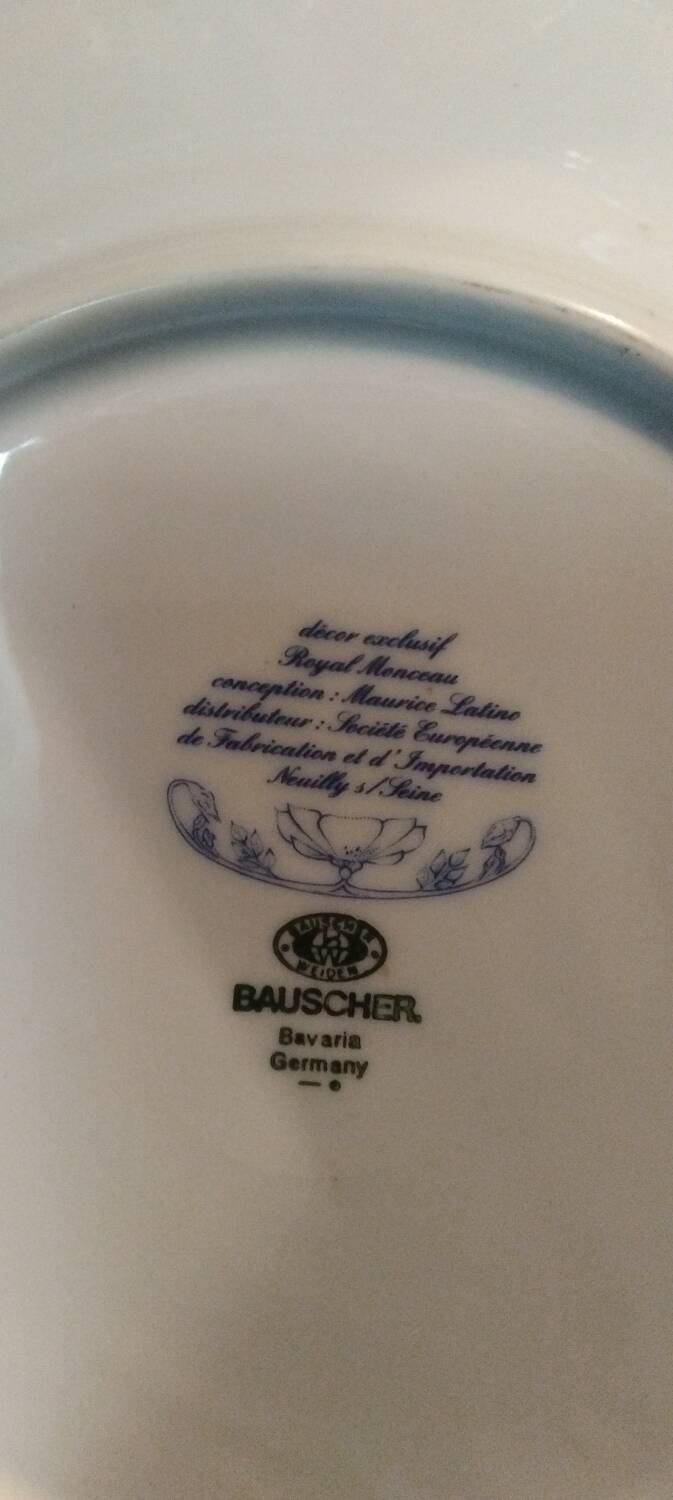 Set of 4 "Royal Monceau" plates