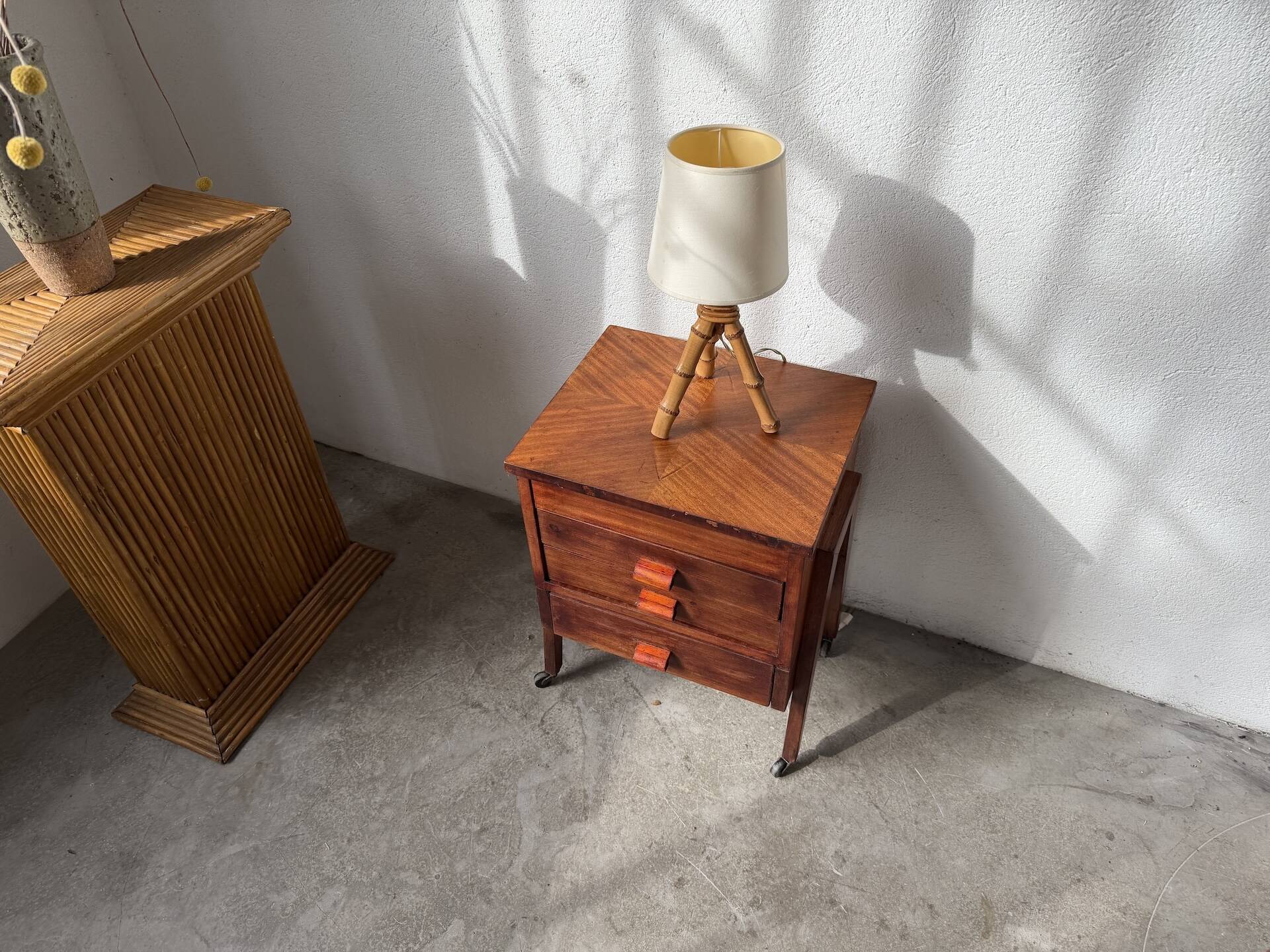 Small side table / Bedside table