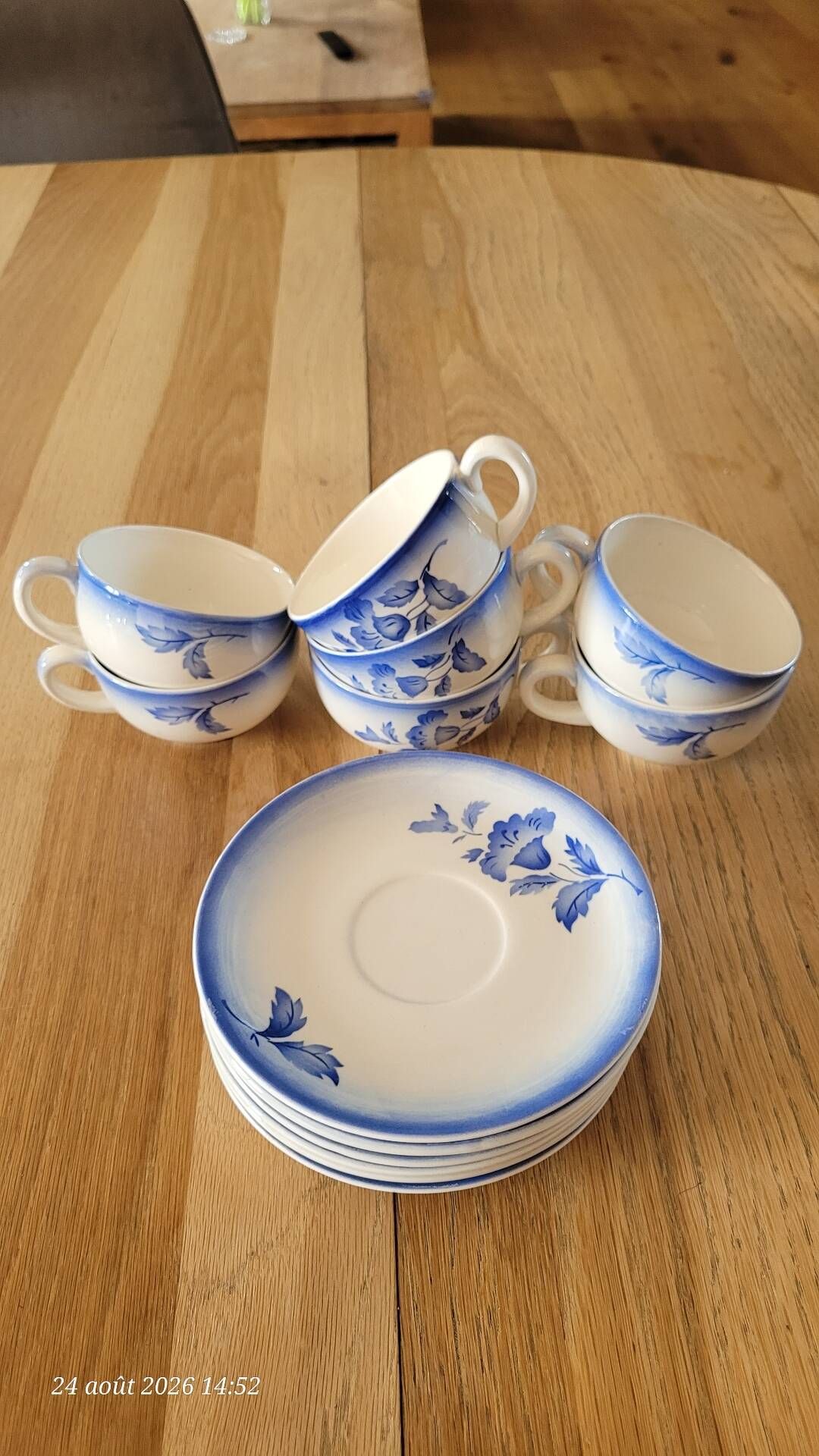 7 vintage cups and saucers