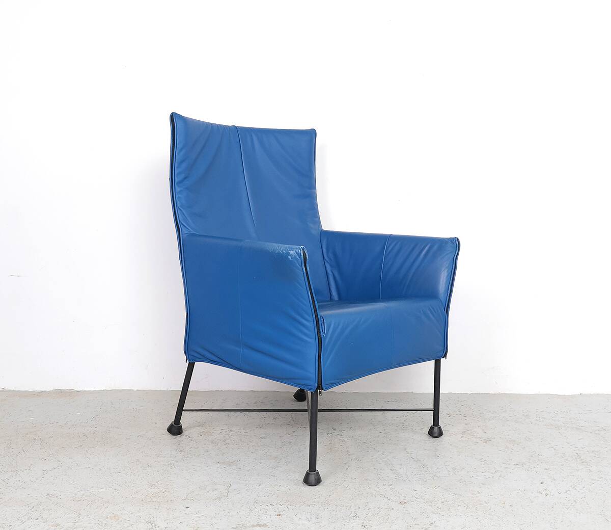 Montis Charly blue leather arm chair, 1980s