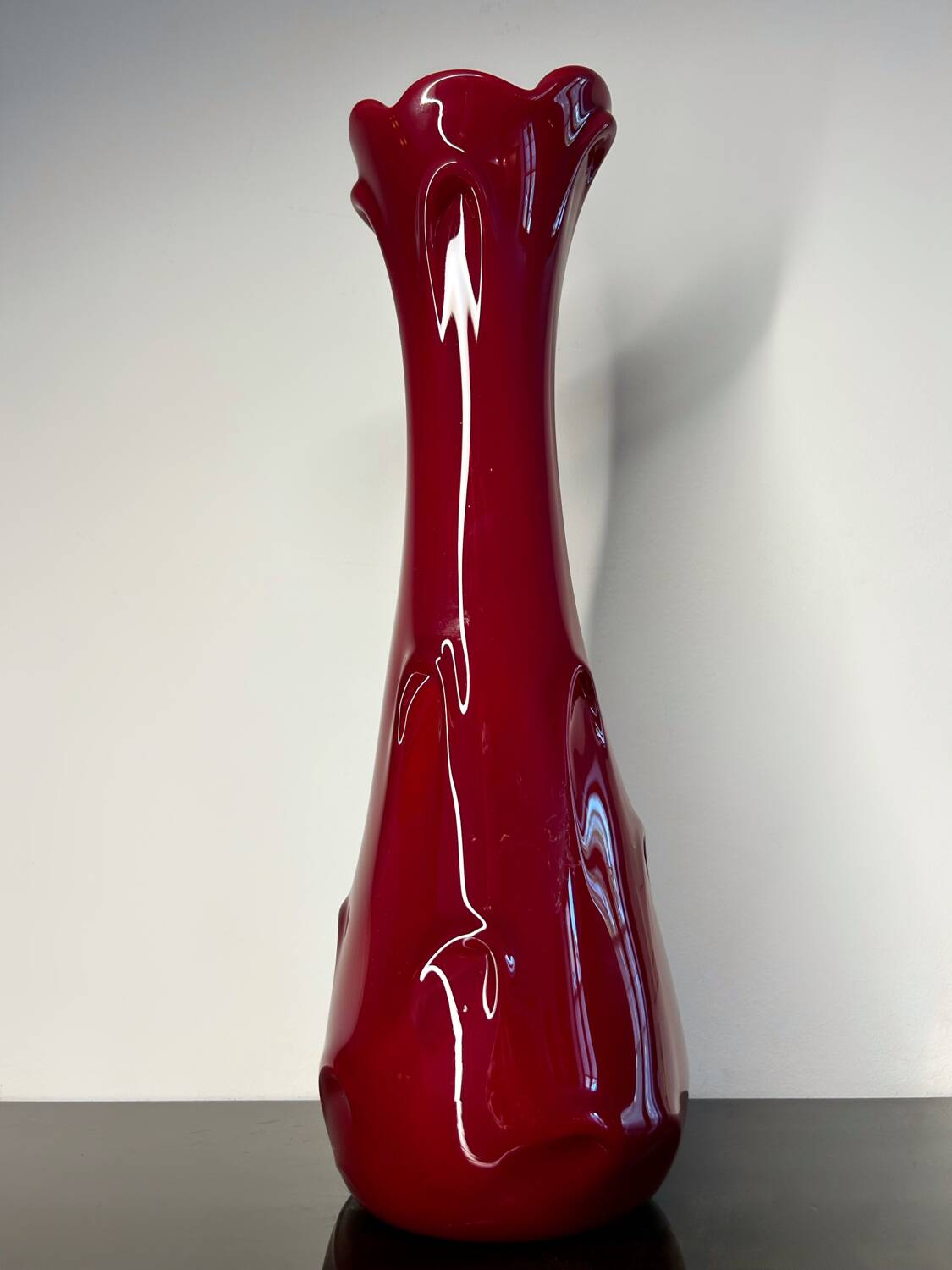Vintage red Murano soliflore vase