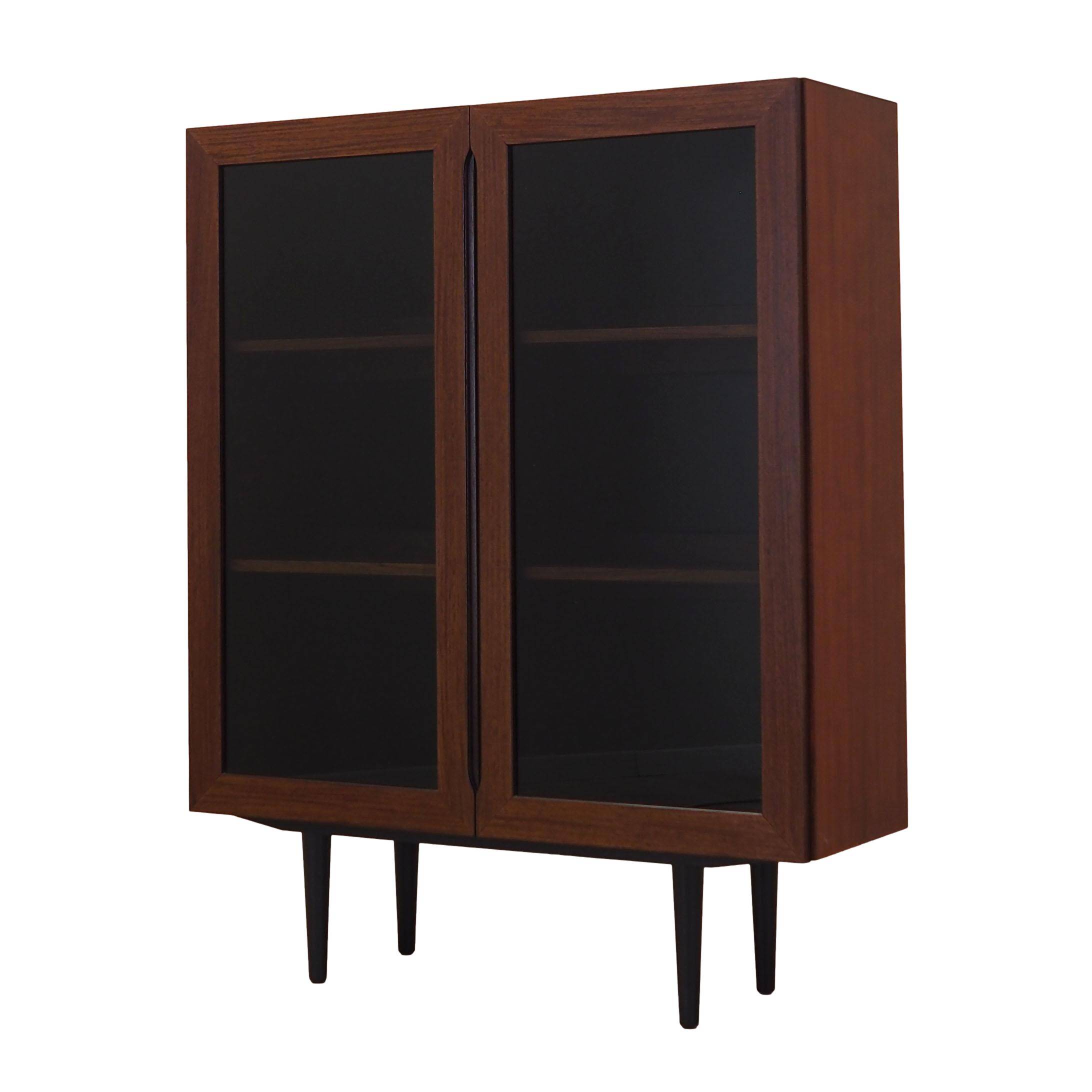 Mahogany showcase, Danish design, 1970s, production: Denmark