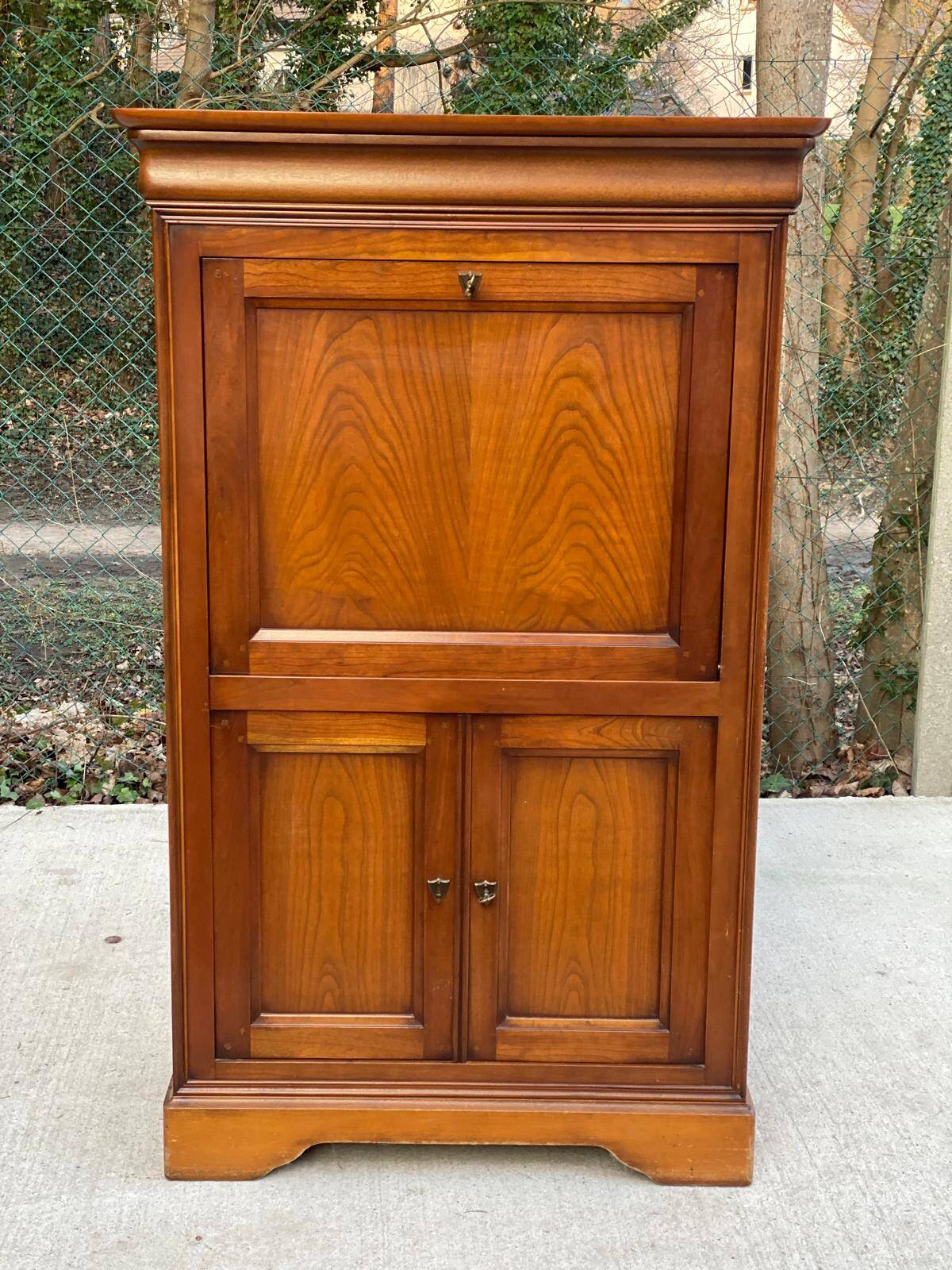 Louis Philippe secretary in solid wood with satin finish