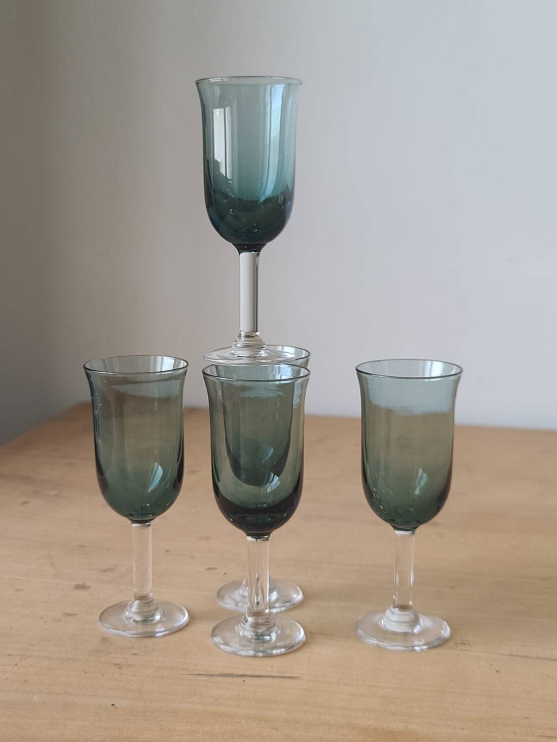 Lot de 5 verres à liqueurs