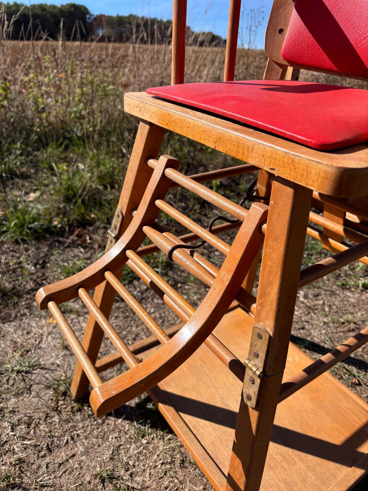 Chaise haute bébé, bois vintage