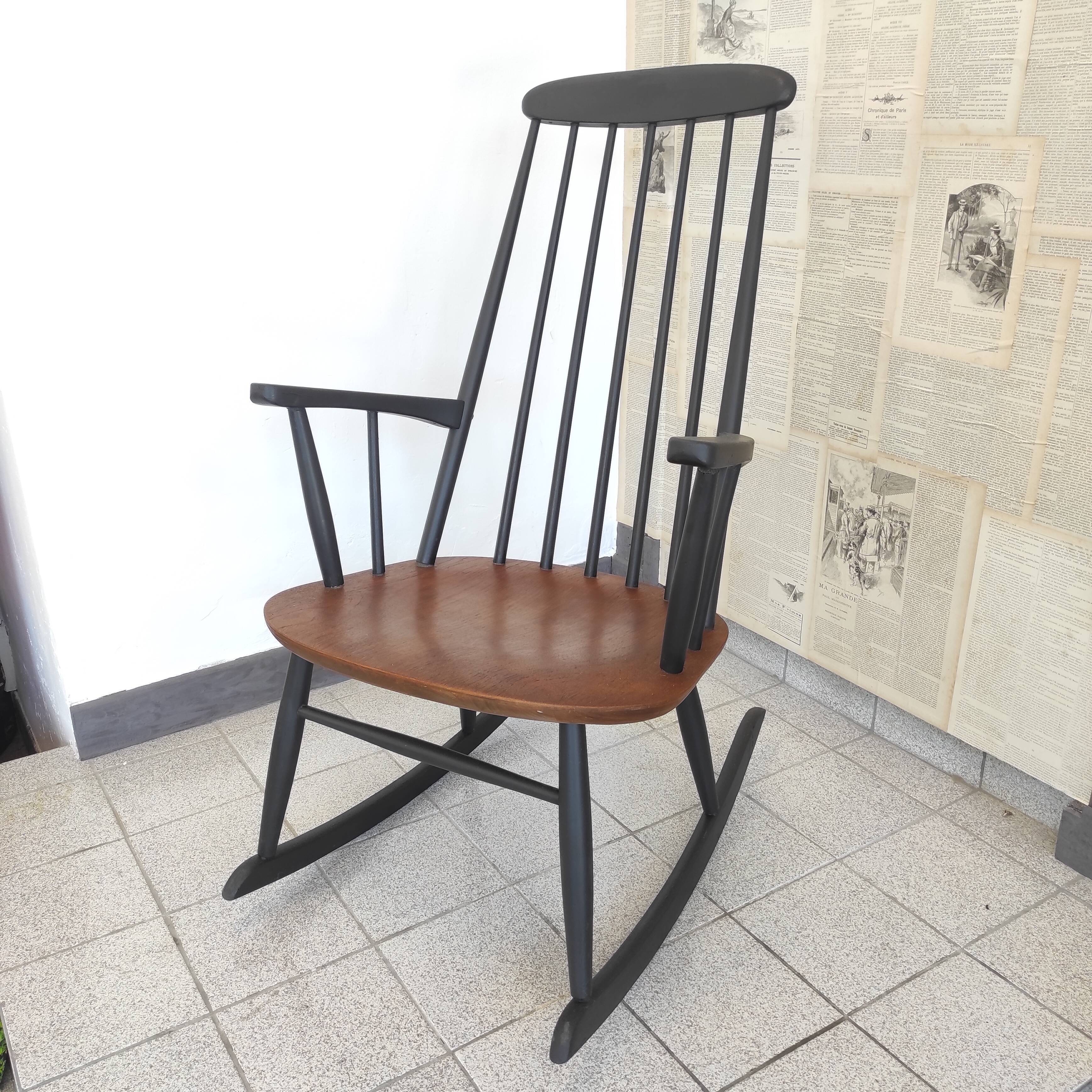 Rocking chair edited by Stol Kamnik