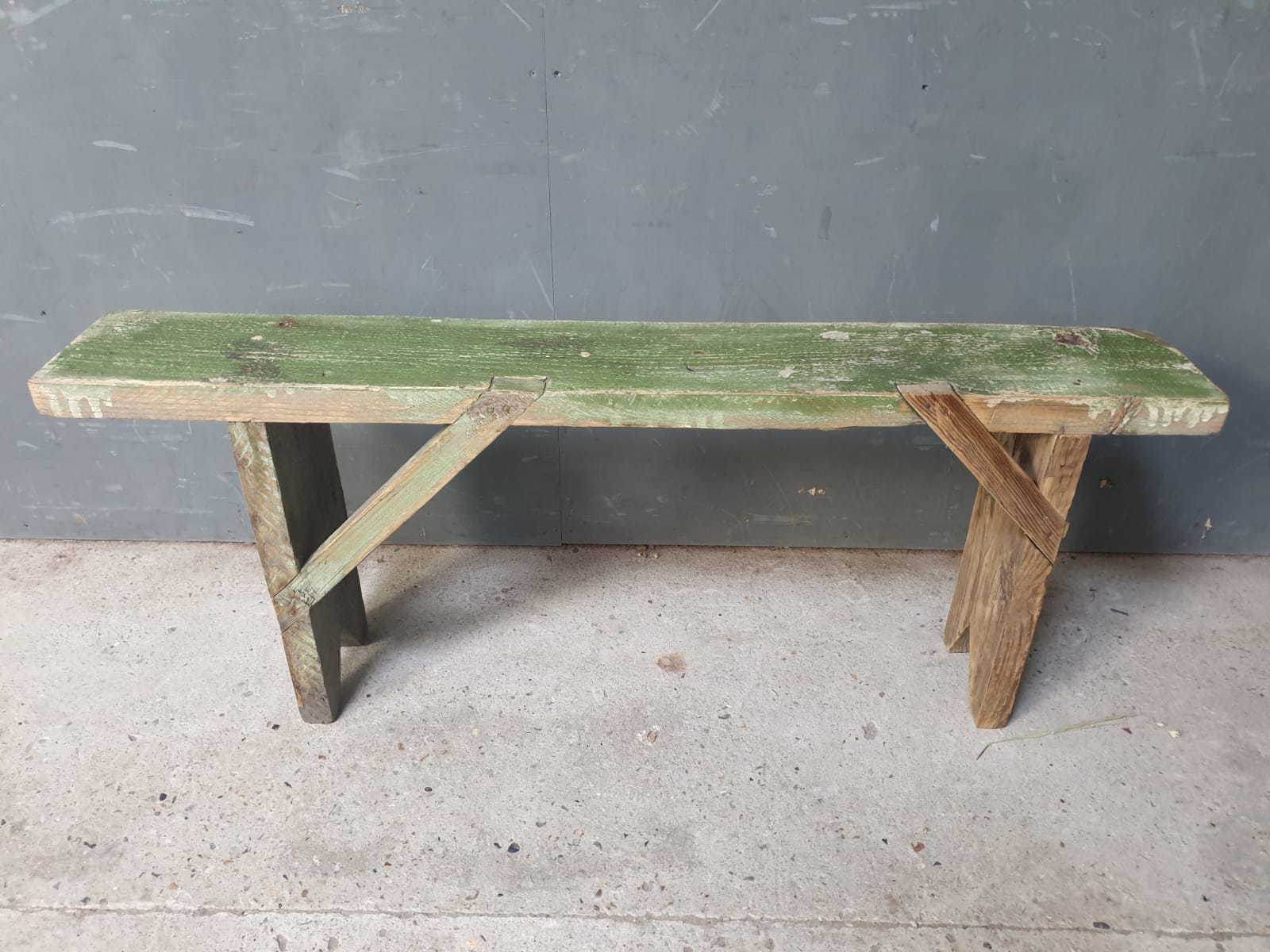 Brocante wooden bench, side table fresh green