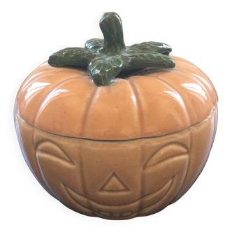 Individual pumpkin tureen