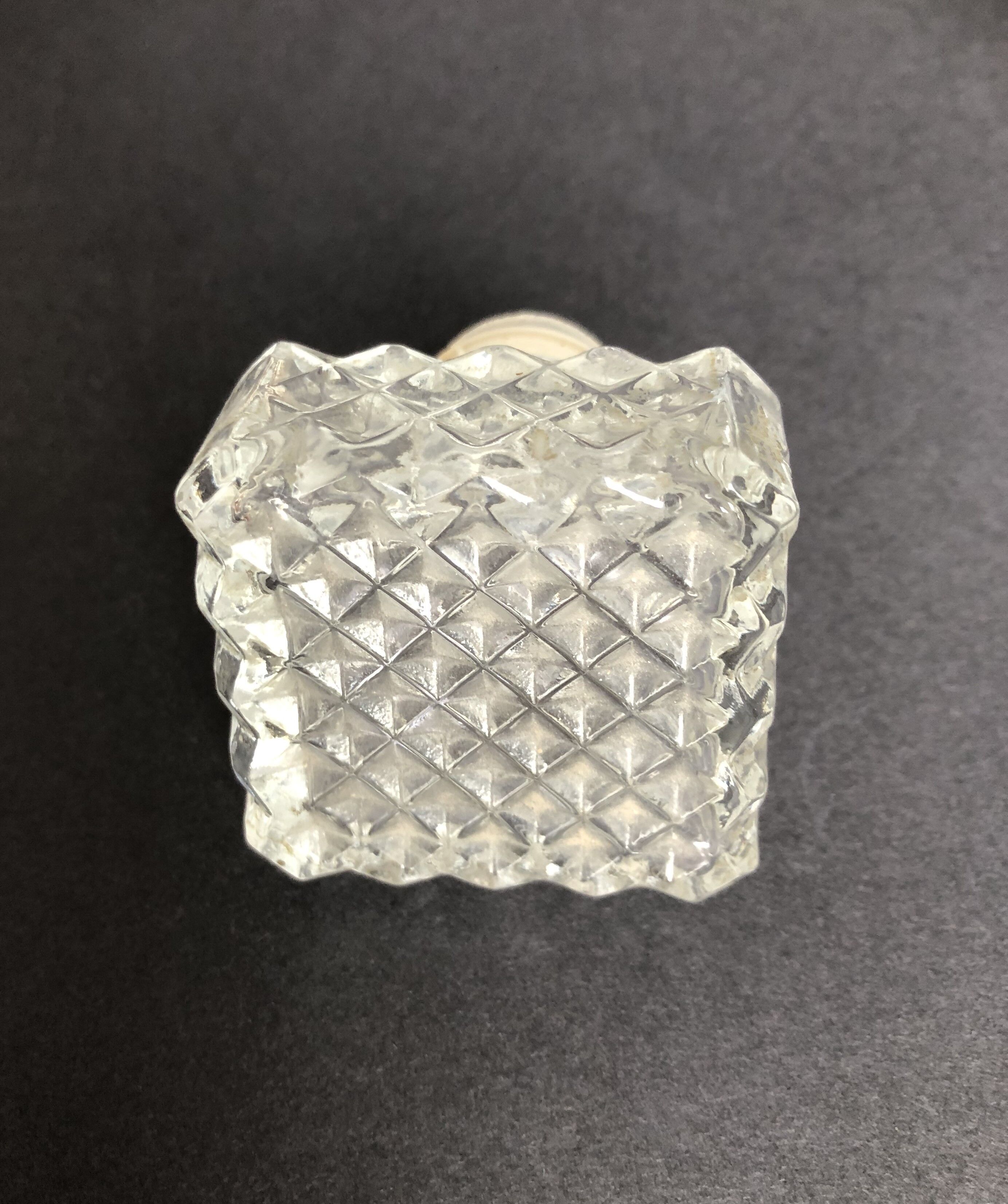Glass whisky decanter