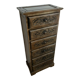 Chiffonnier en bois sculpté