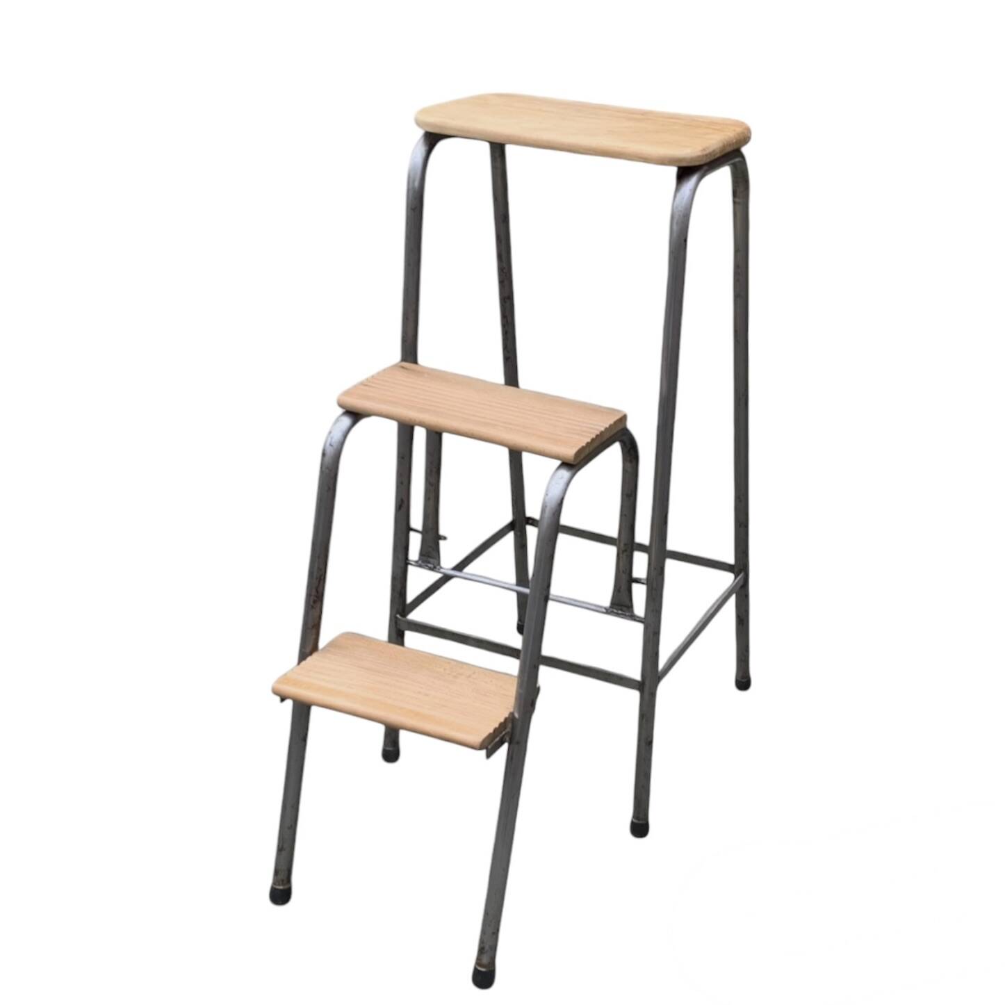 Old wooden workshop stepladder - seat height: 85 cm