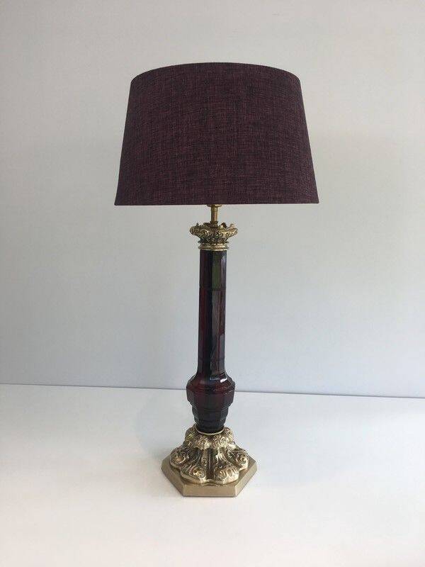 Attributable to Cristal & Bronze Paris. Important lamp in red crystal and chiselled bronze.