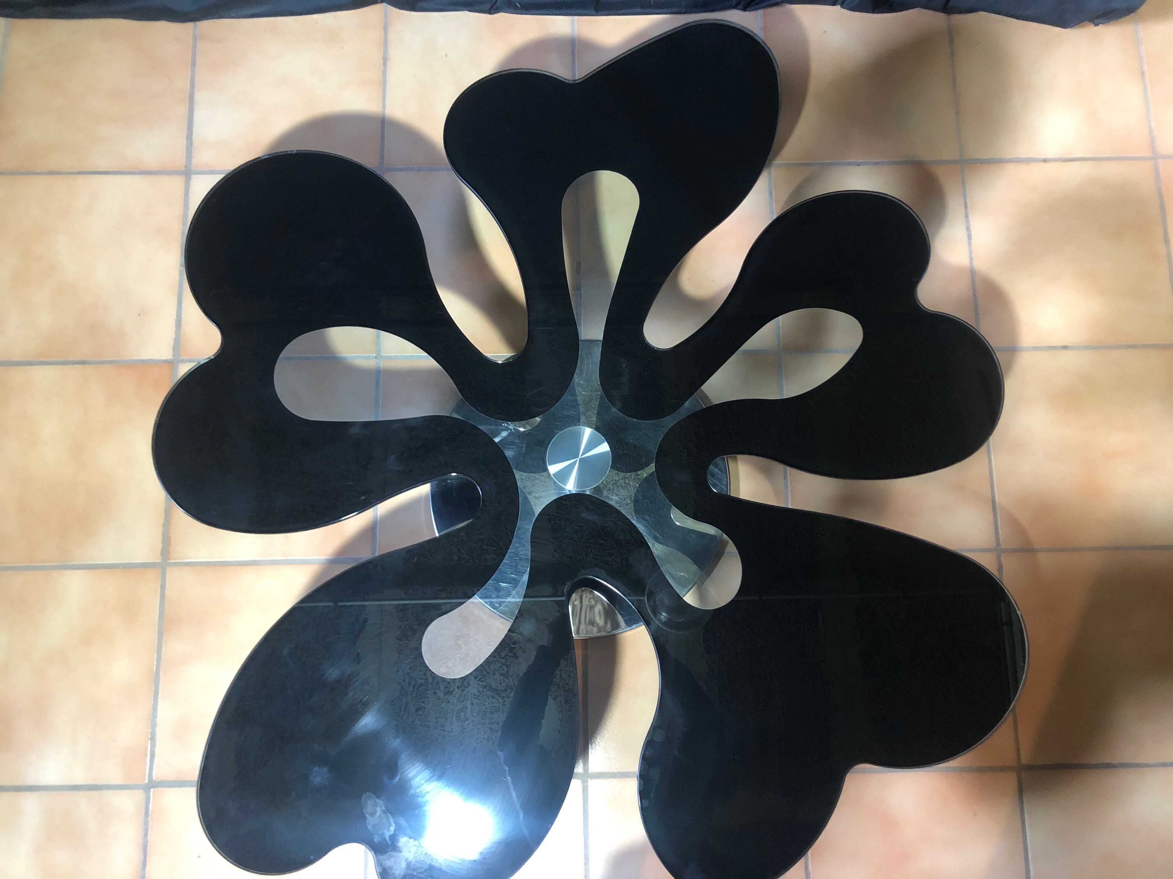 Table basse Narcisse années 70 de maurizio Cattelan italia