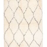 Ecru and black marmoucha Berber rug with honeycomb pattern 170 x 113 cm