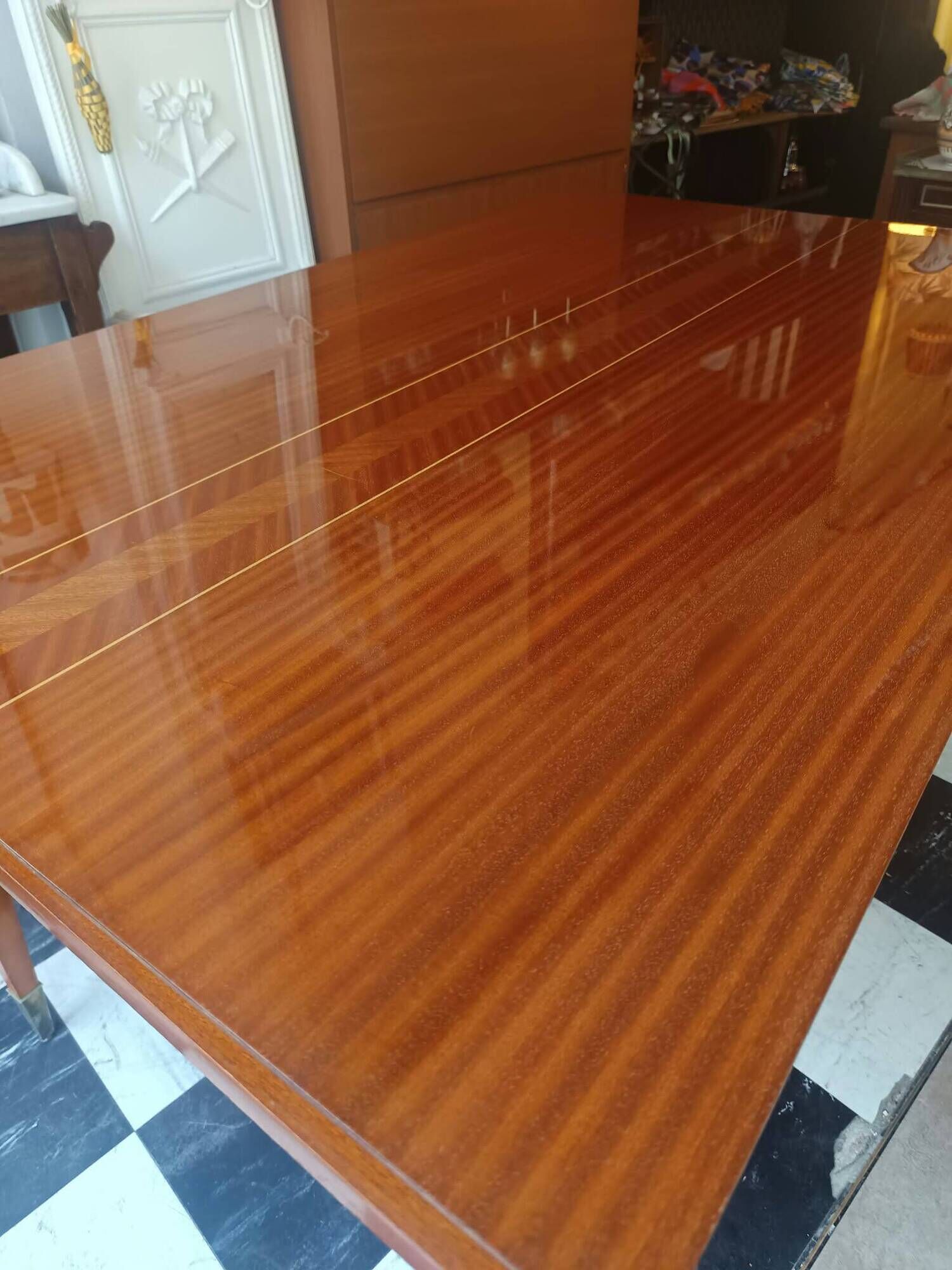 Mid-century vintage coffee table with tapered legs.