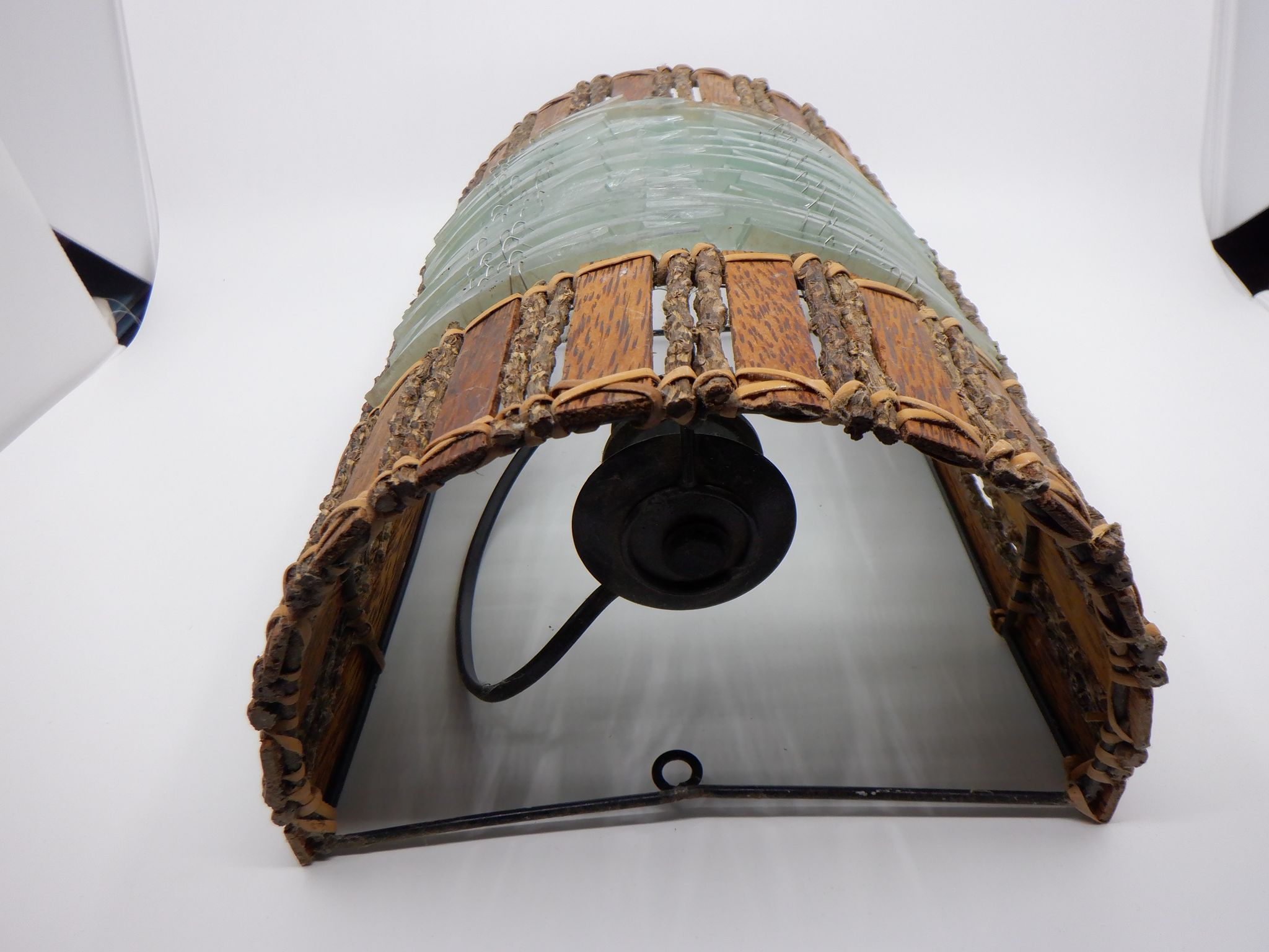 Paire d'applique en bois et lamelles de verre