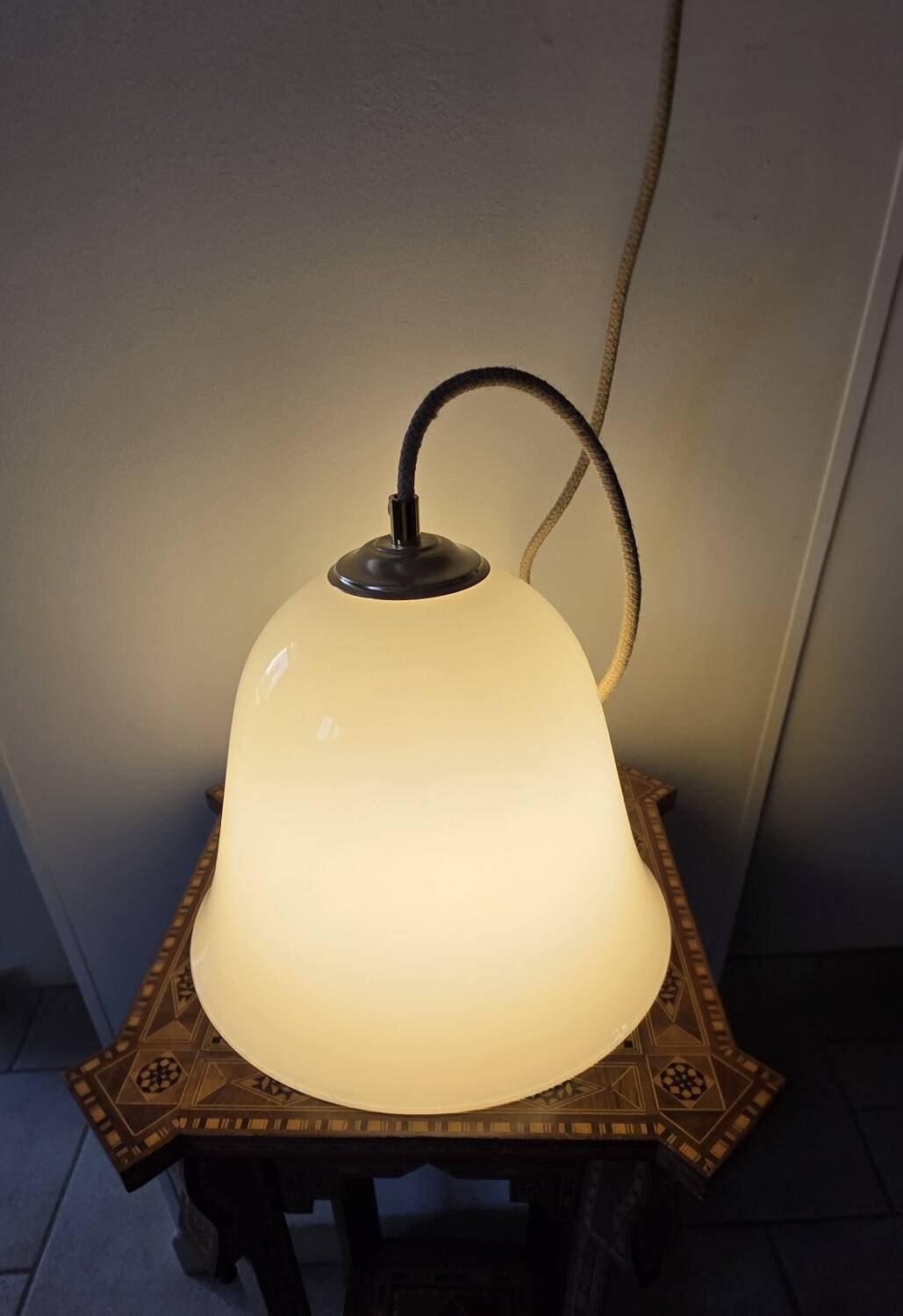 XXL opal tulip pendant light