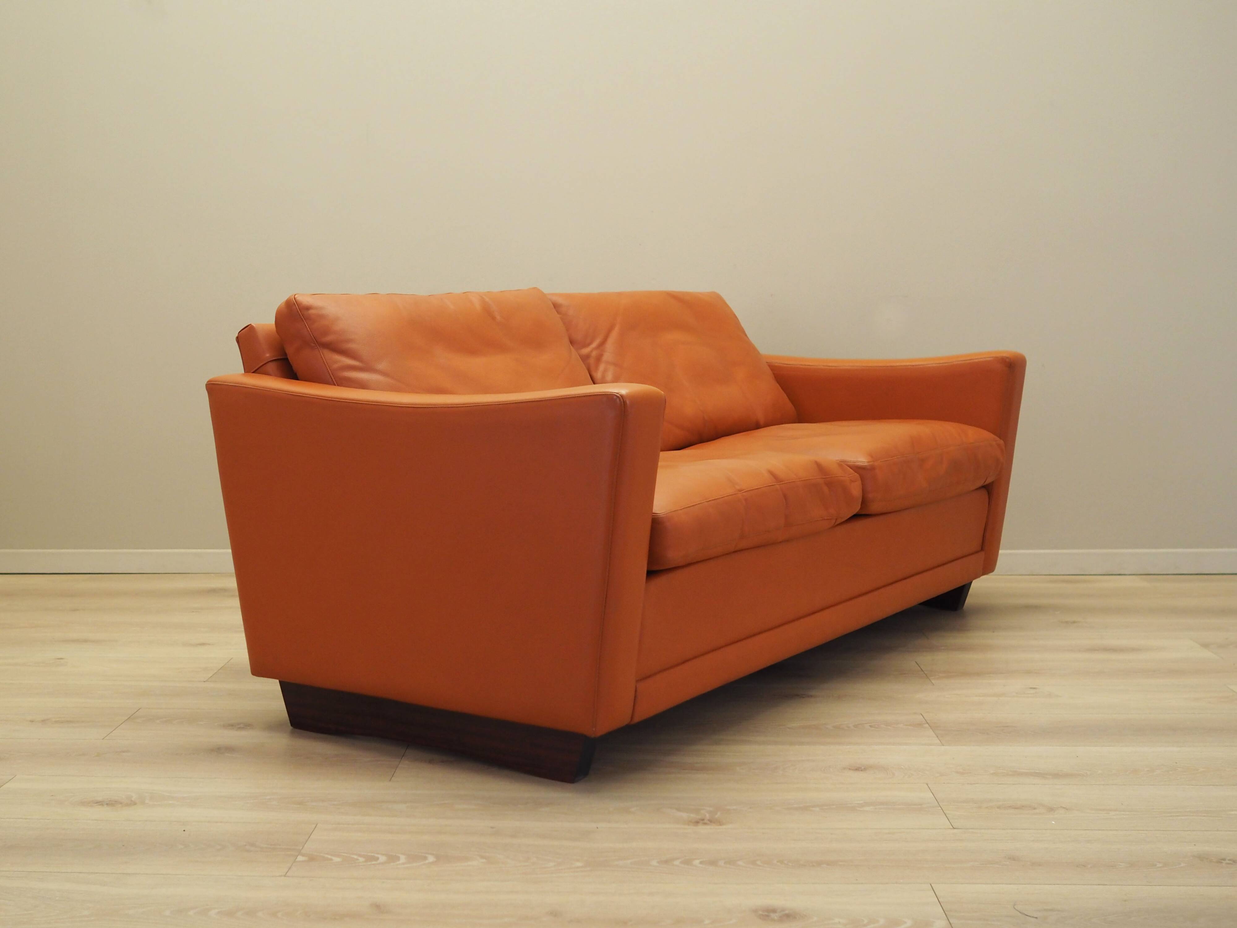 Orange leather sofa, Danish design, 1970s, production: Denmark