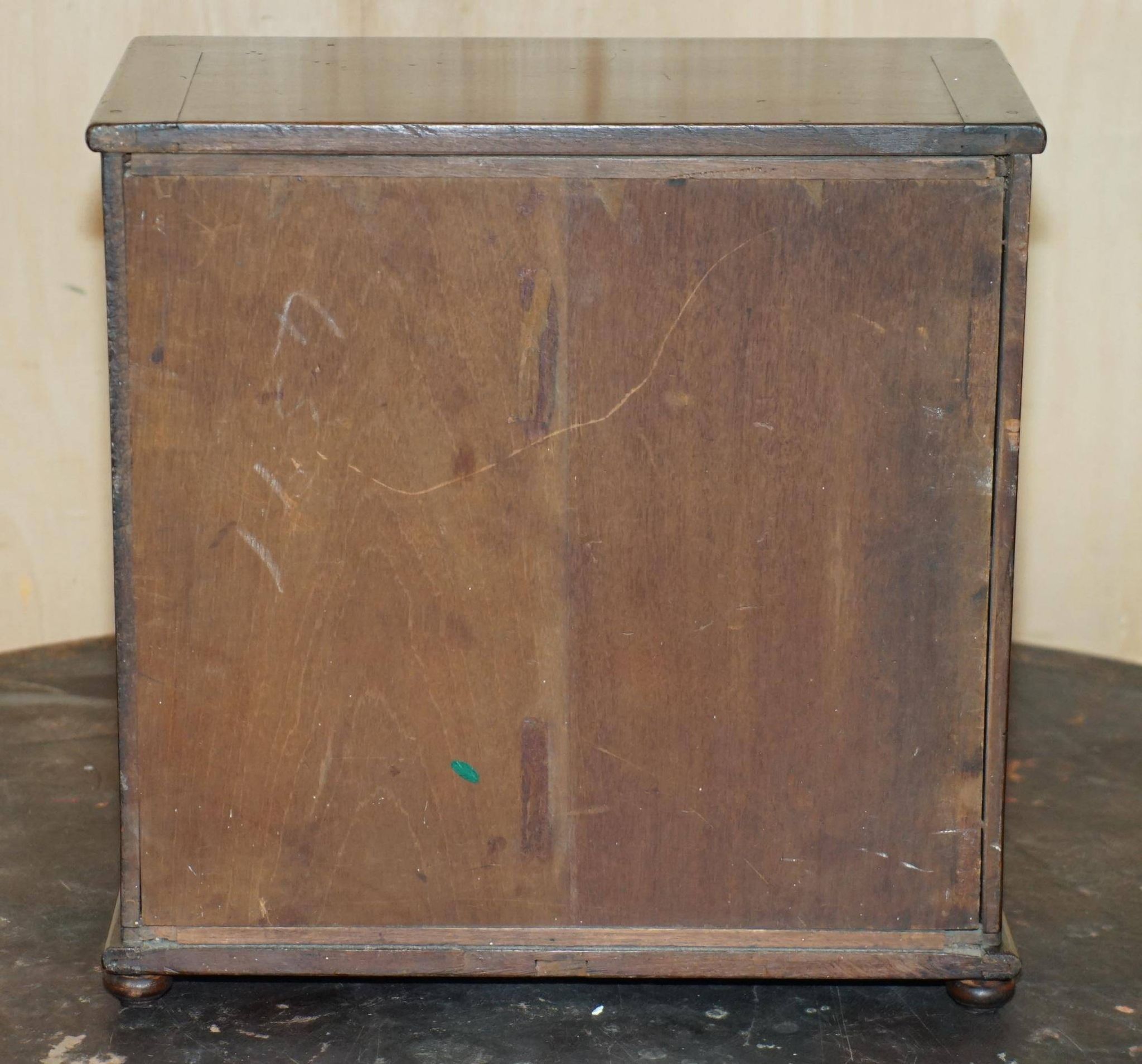 Restored Georgian Sheraton cabinet, circa 1820.