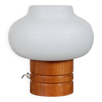 Uluv lamp published in the 1960s, Czech manufacturing