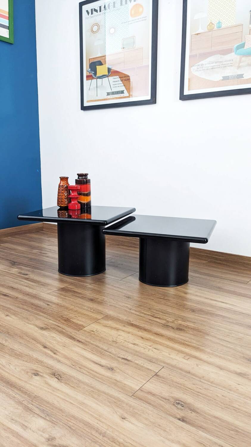 Lot de 2 tables basses gigognes Cidue, années 70