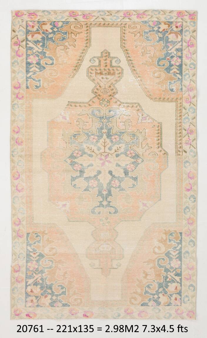 Cream & Green Oriental Persian Rug, 135x221Cm