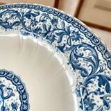 Set of 8 Gien earthenware plates, Rouen pattern, blue garlands and foliage