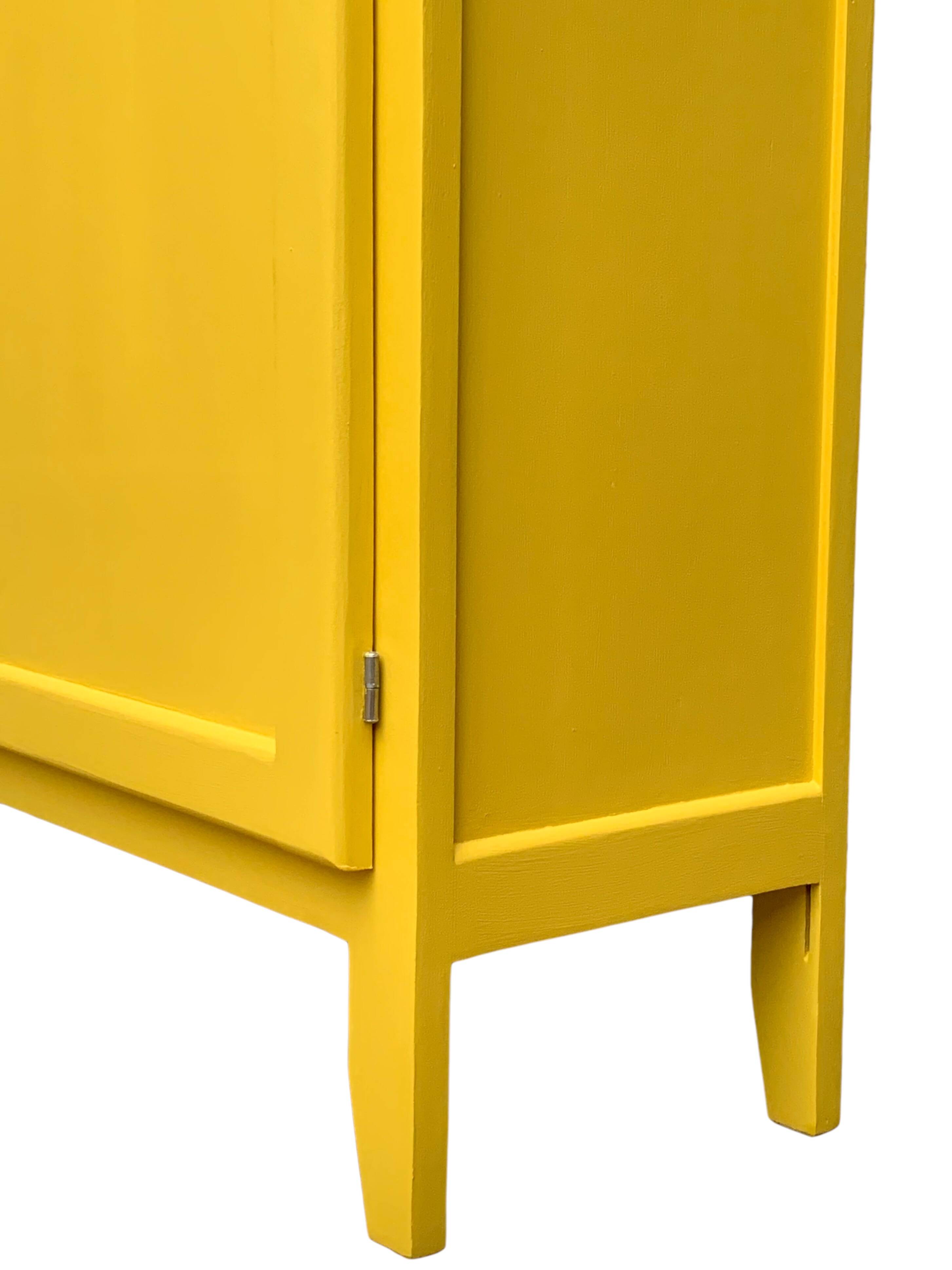Armoire parisienne vintage 1950