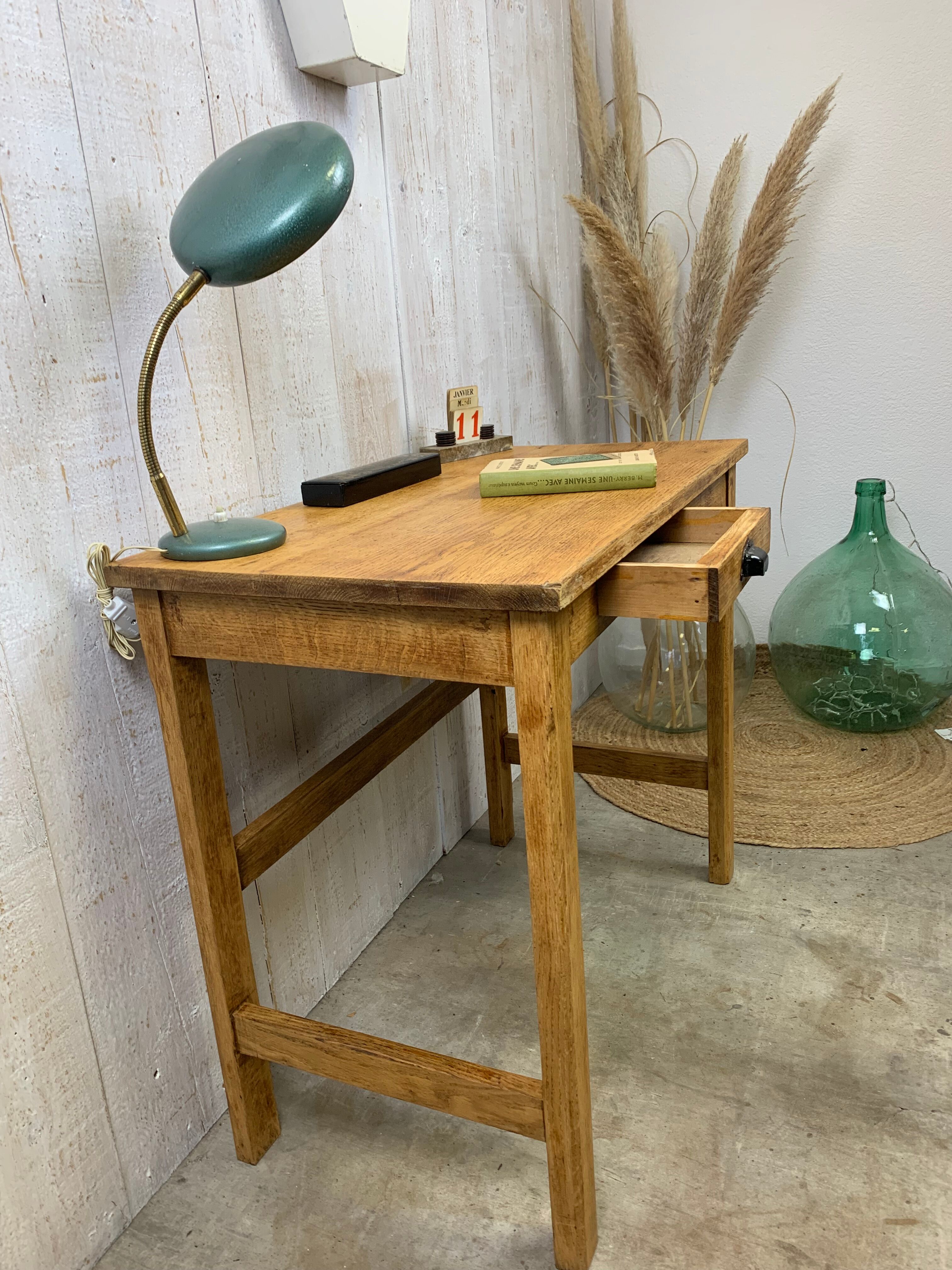 Vintage boarding office
