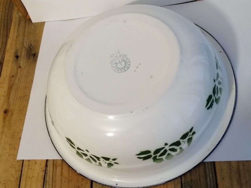 Peacock enamelled metal basin decoration