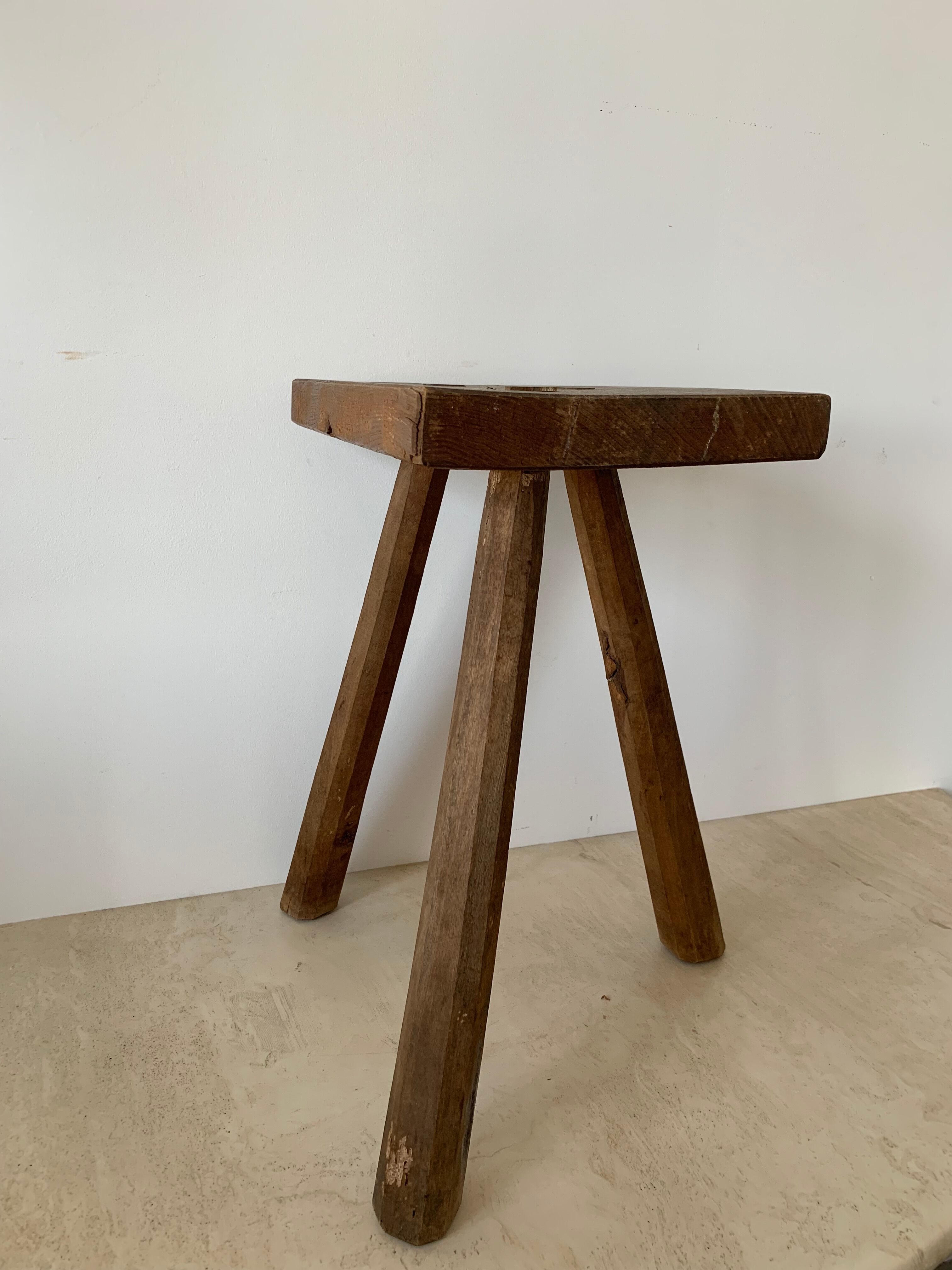 Tripod stool