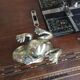 Lot de 3 bronzes anciens sculptures grenouille et cigales 19ème siècle