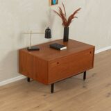 Commode en placage de teck, années 1960