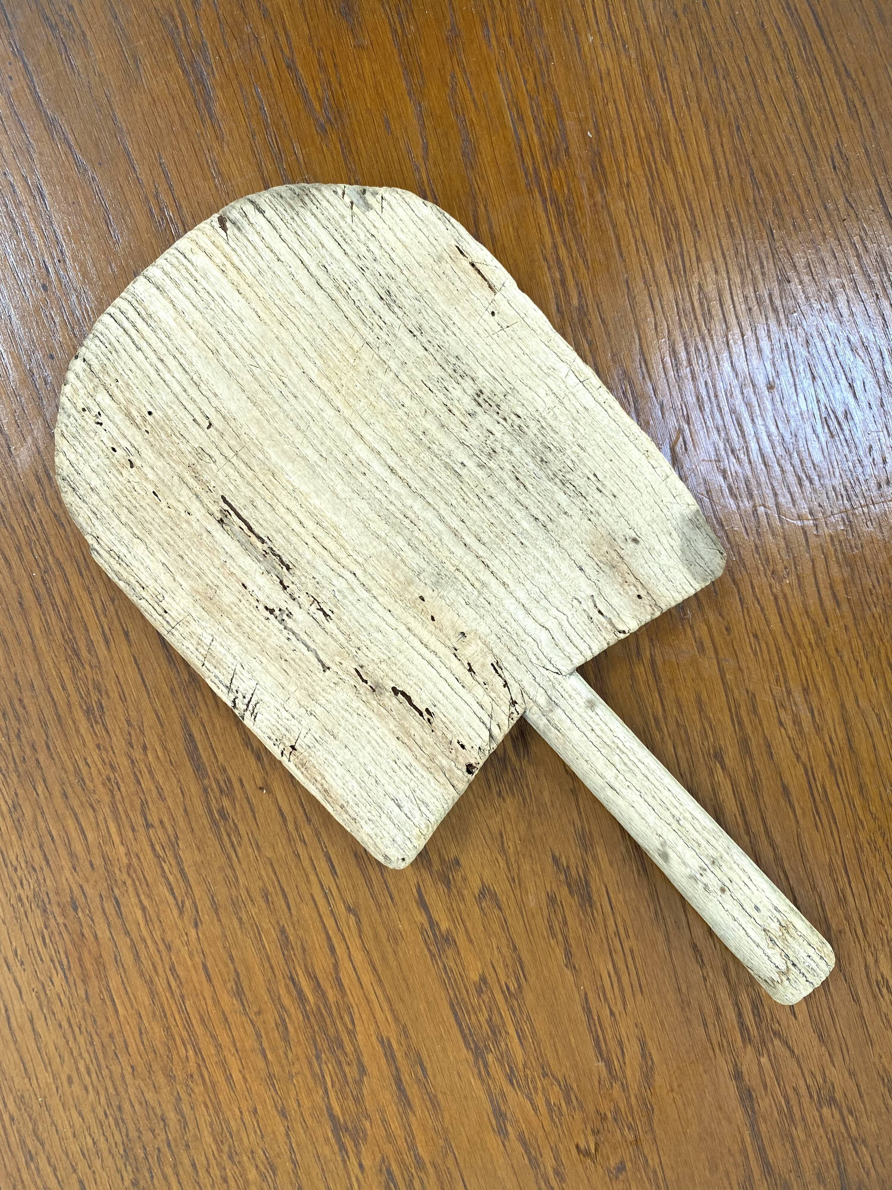 Washerwomen's beater wooden cutting board