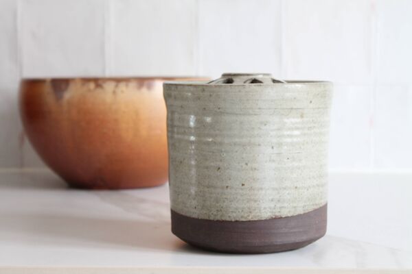Vase en grès émaillé signé – Pique-fleur céramique d’art