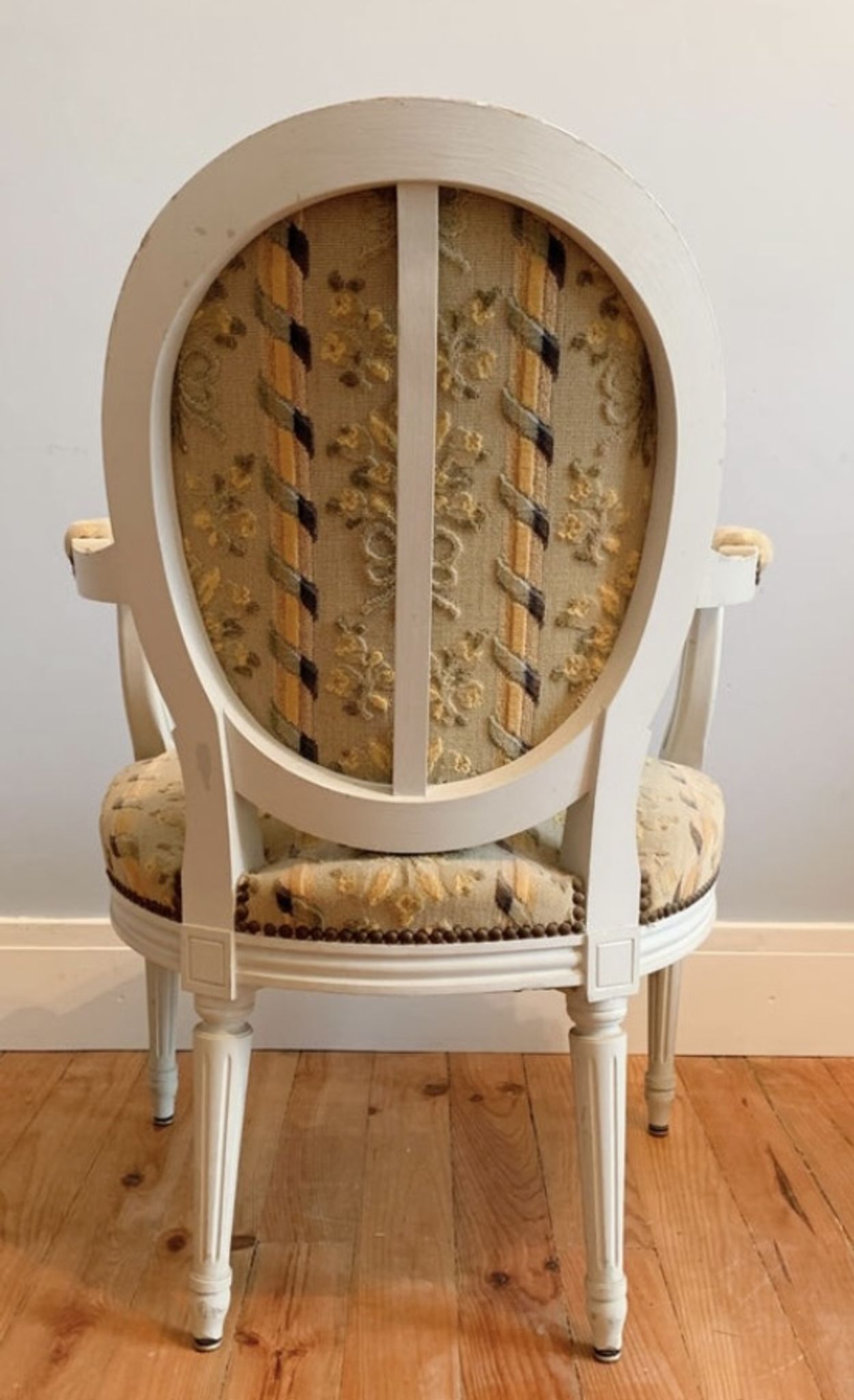 Chair and armchair medallion, Louis XVI style, circa 1950