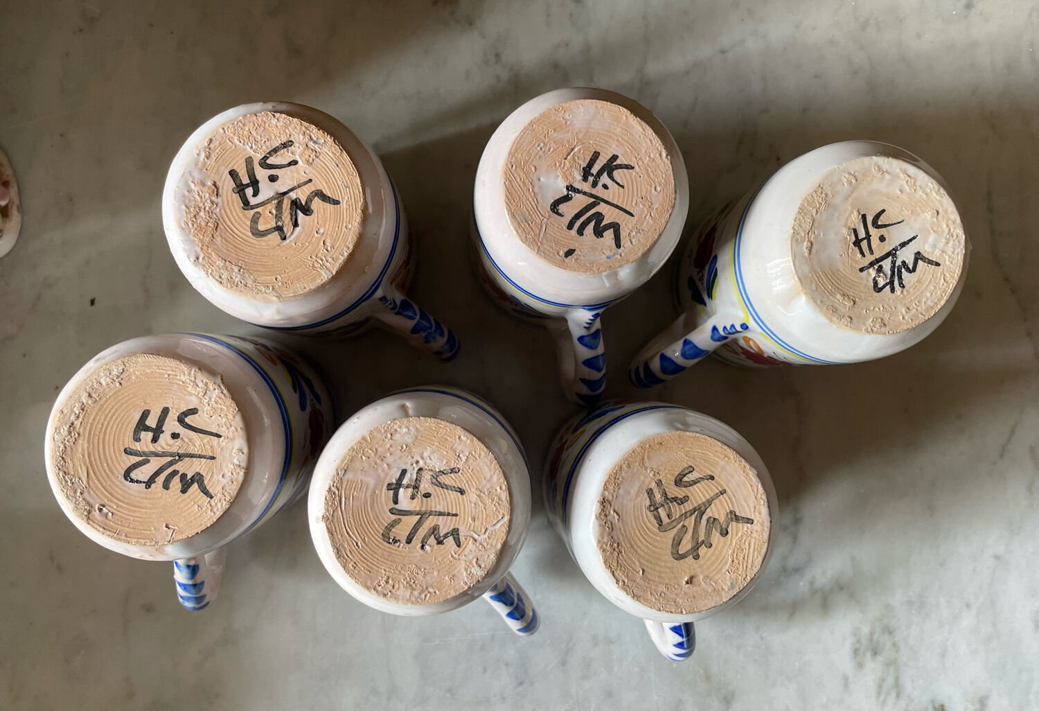 6 ceramic cups signed hc