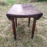Extendable round table 164 cm