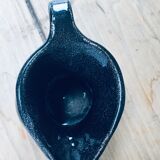 Pitcher in varnished sandstone