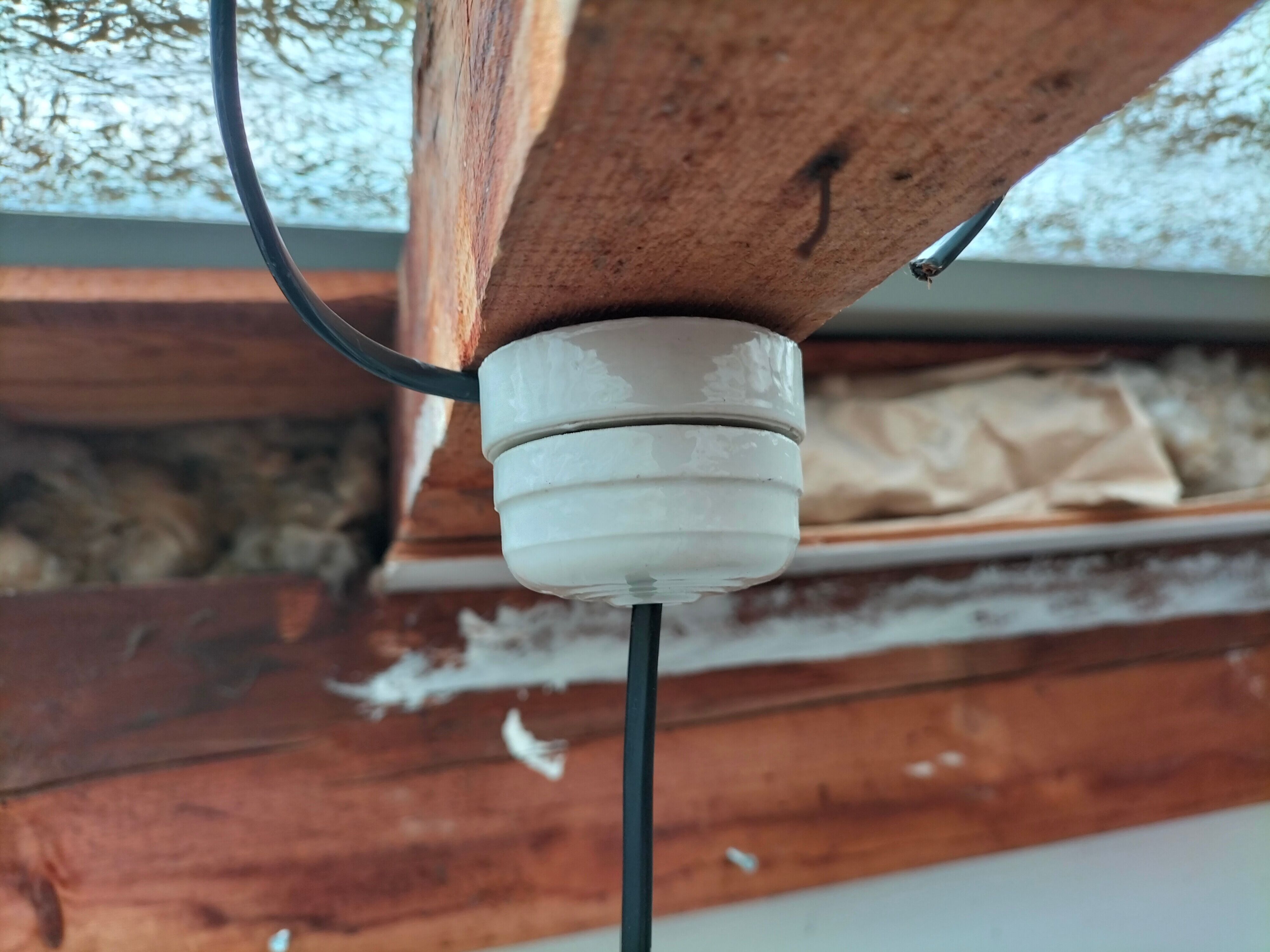 Industrial enamelled lamp
