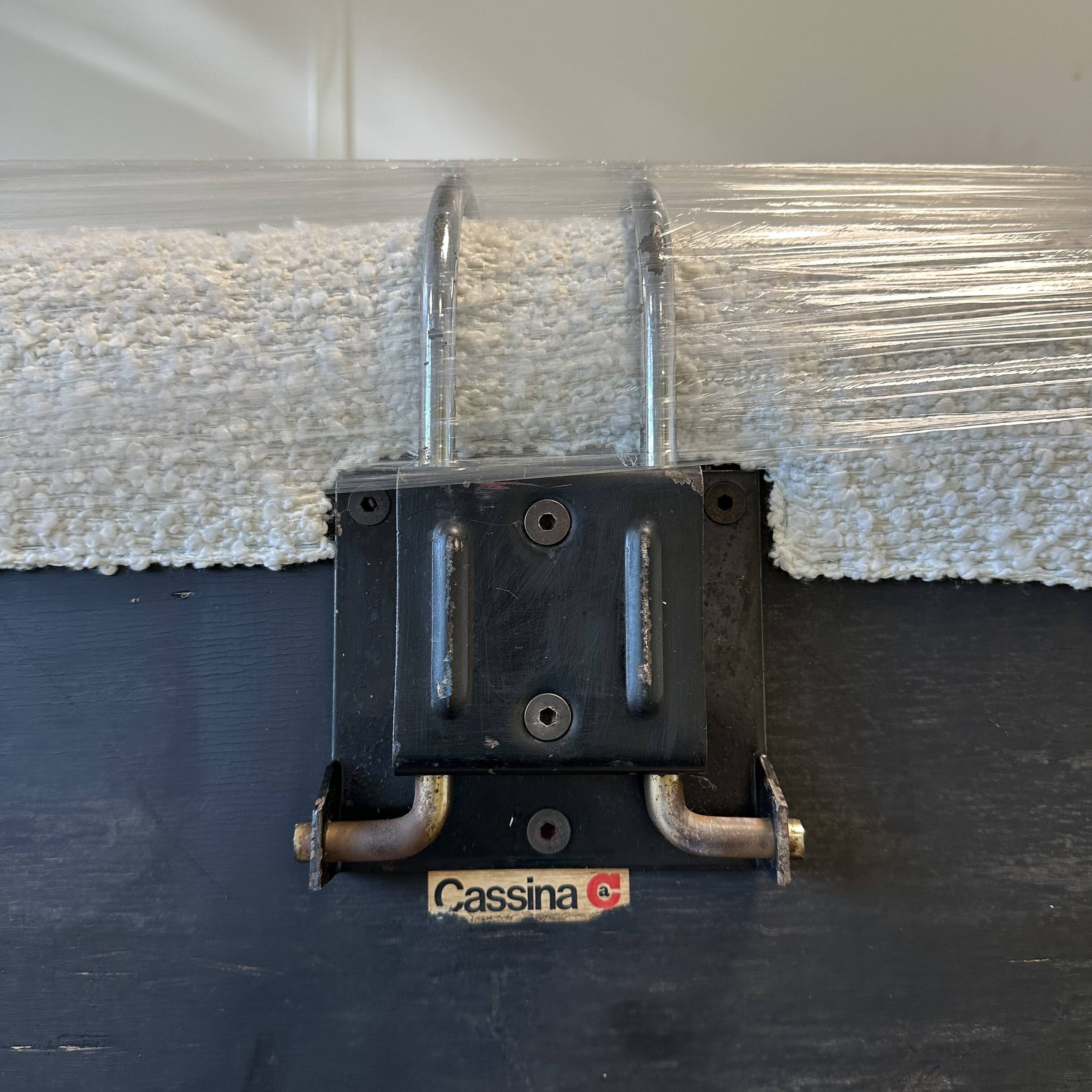 "Soriana" 4-seater sofa by Afra & Tobia Scarpa, 1970.