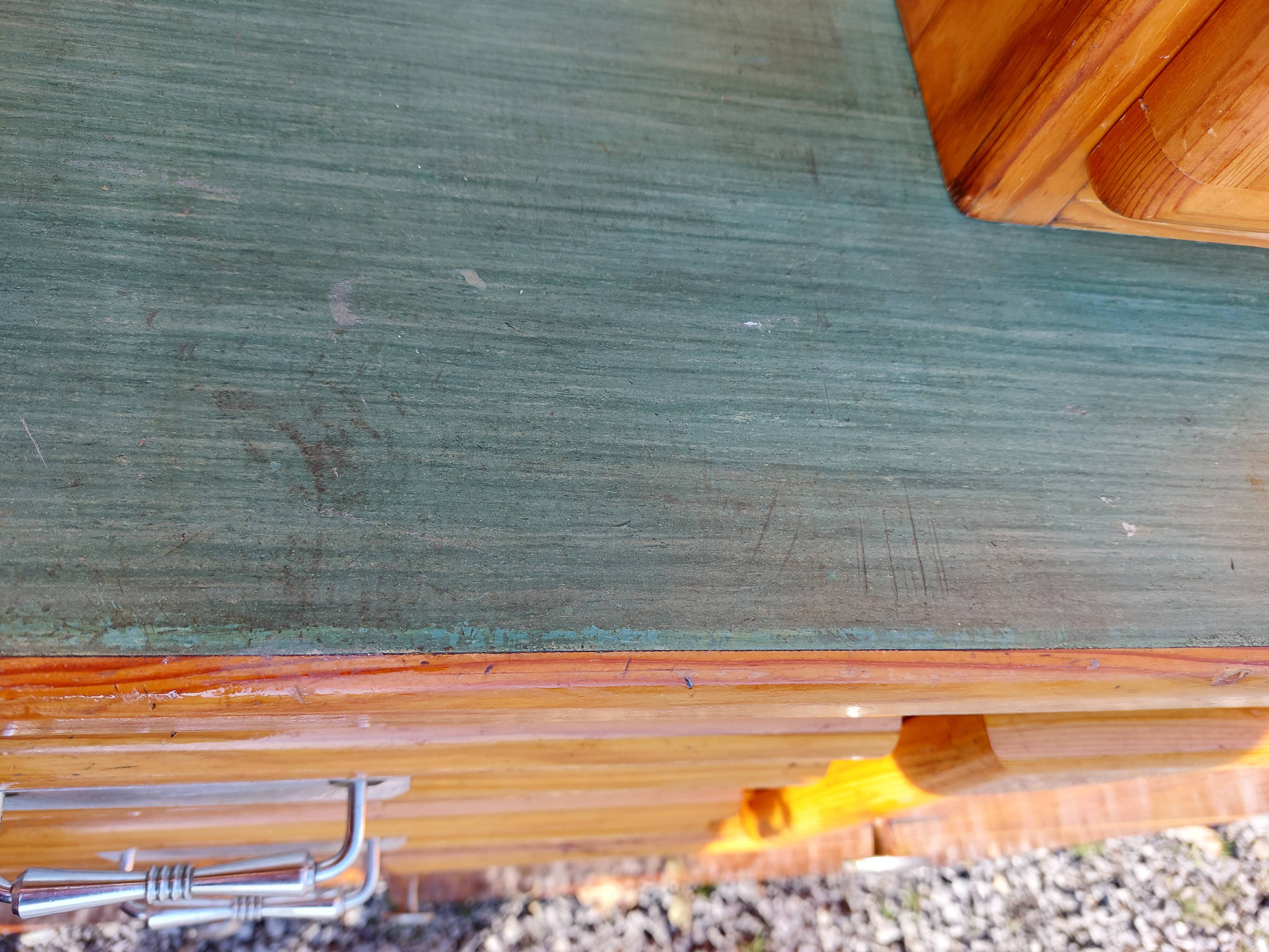 Whole Mado buffet, golden honey color