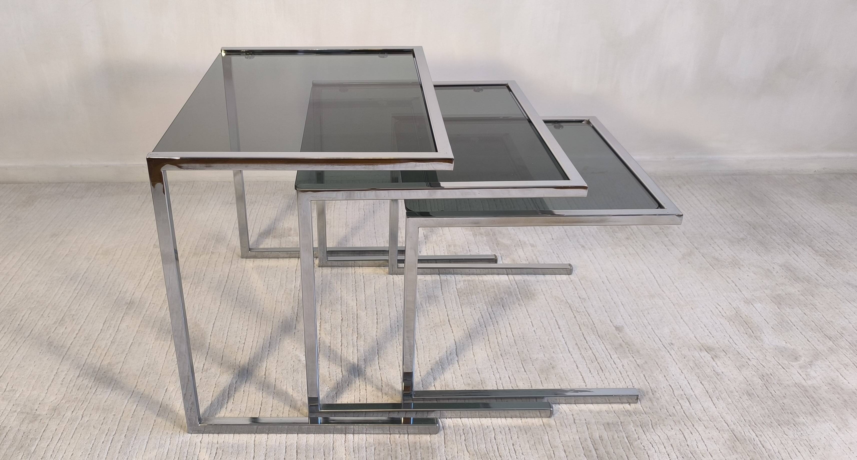 Set of 3 vintage nesting tables in chrome and smoked glass, Roche Bobois style.