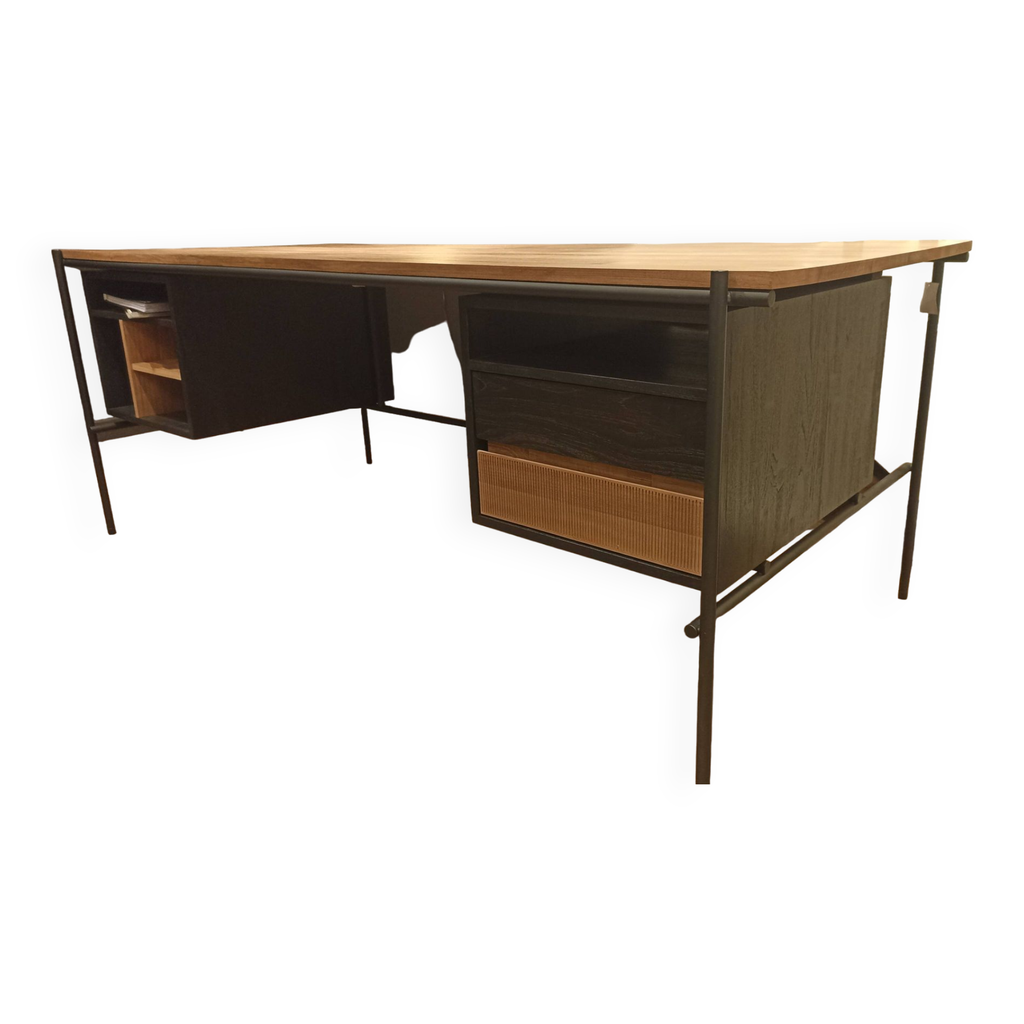 Oscar ethnicraft desk