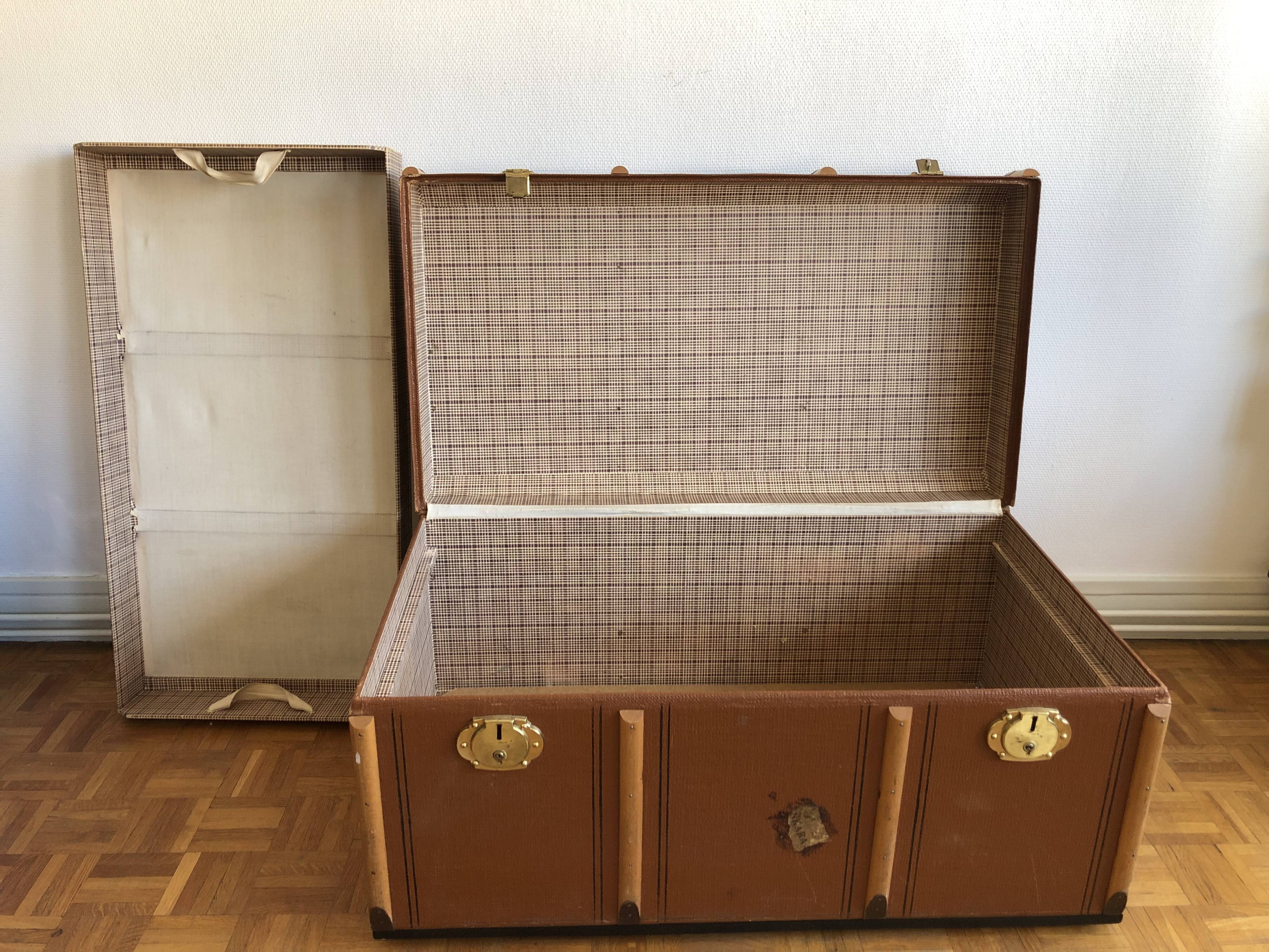 travel trunk to Ankara